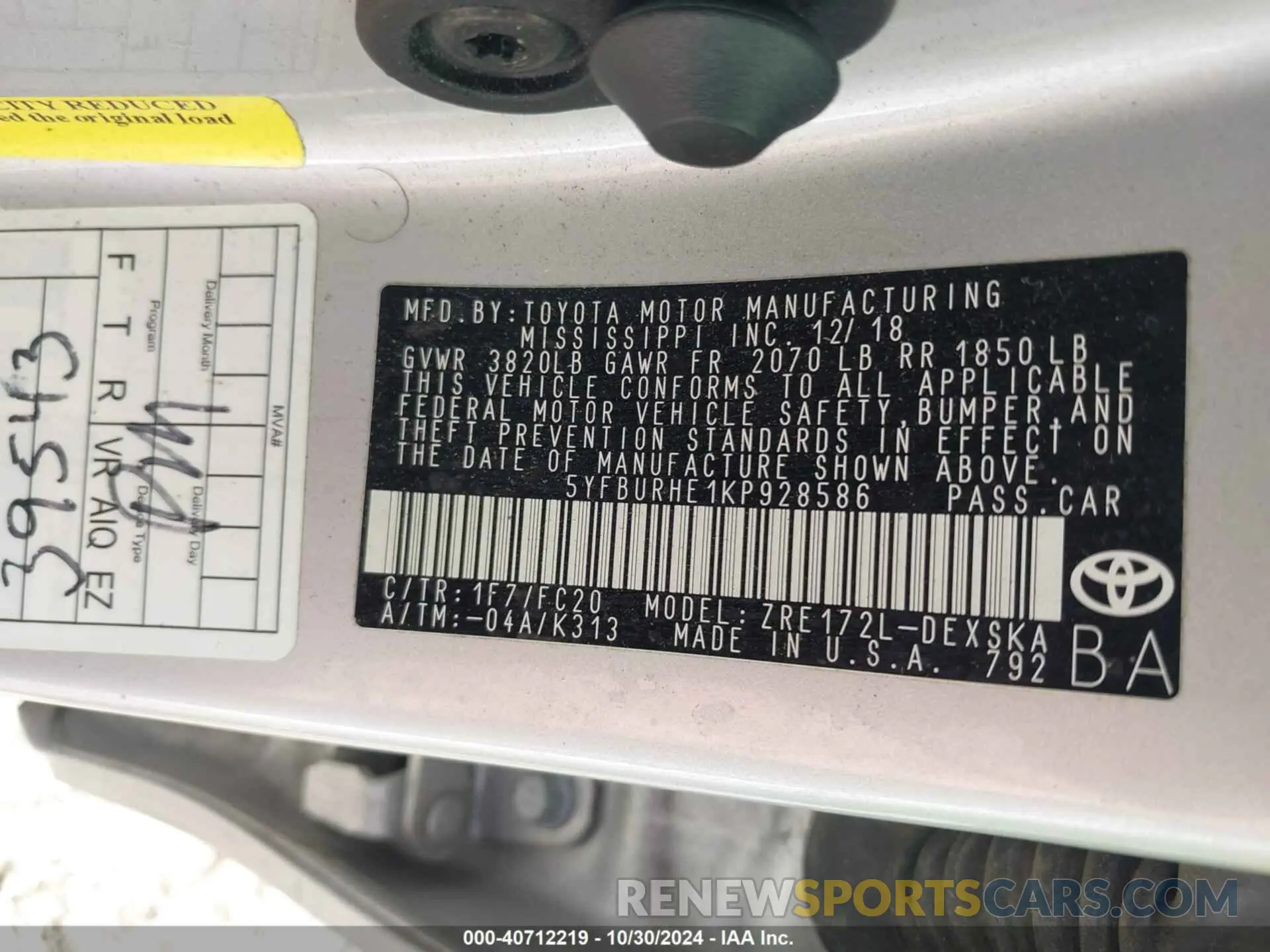 9 Photograph of a damaged car 5YFBURHE1KP928586 TOYOTA COROLLA 2019