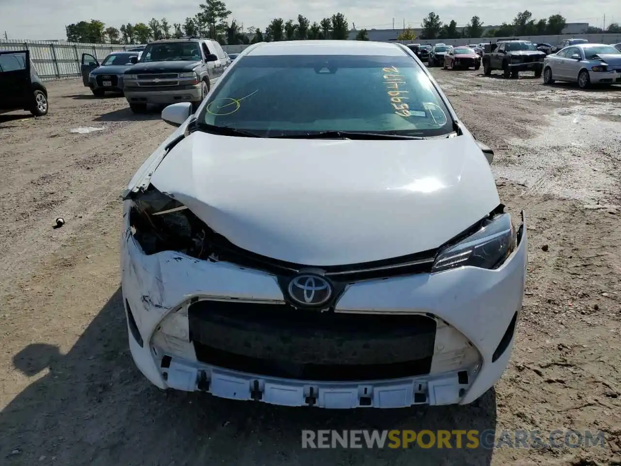 9 Photograph of a damaged car 5YFBURHE1KP933416 TOYOTA COROLLA 2019