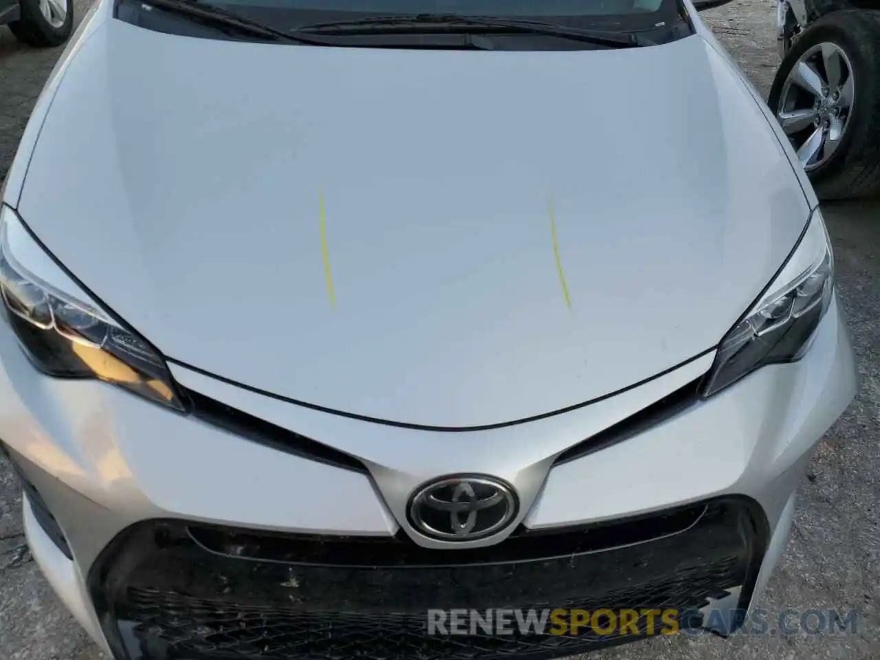 11 Photograph of a damaged car 5YFBURHE1KP933741 TOYOTA COROLLA 2019