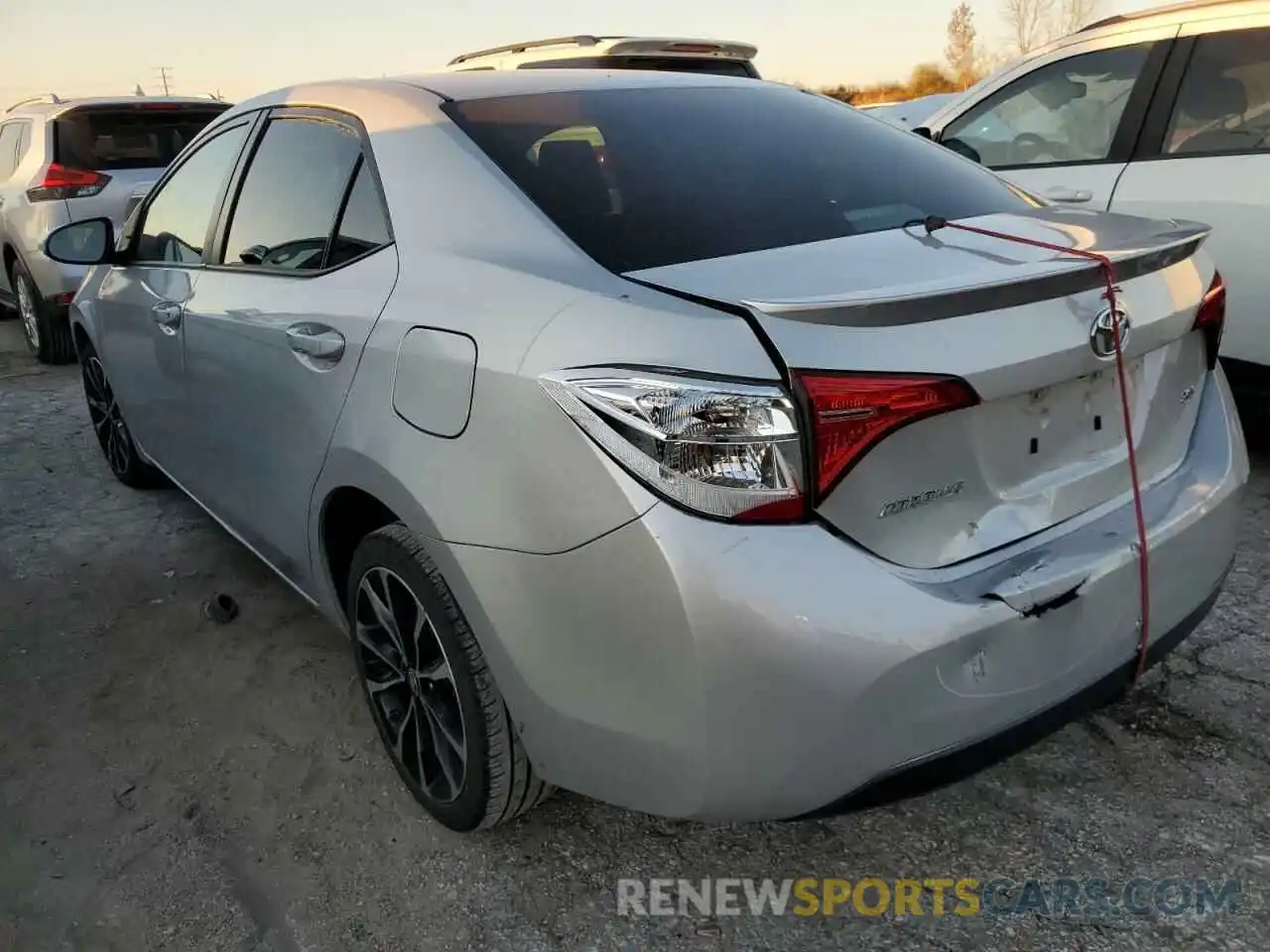 2 Photograph of a damaged car 5YFBURHE1KP933741 TOYOTA COROLLA 2019