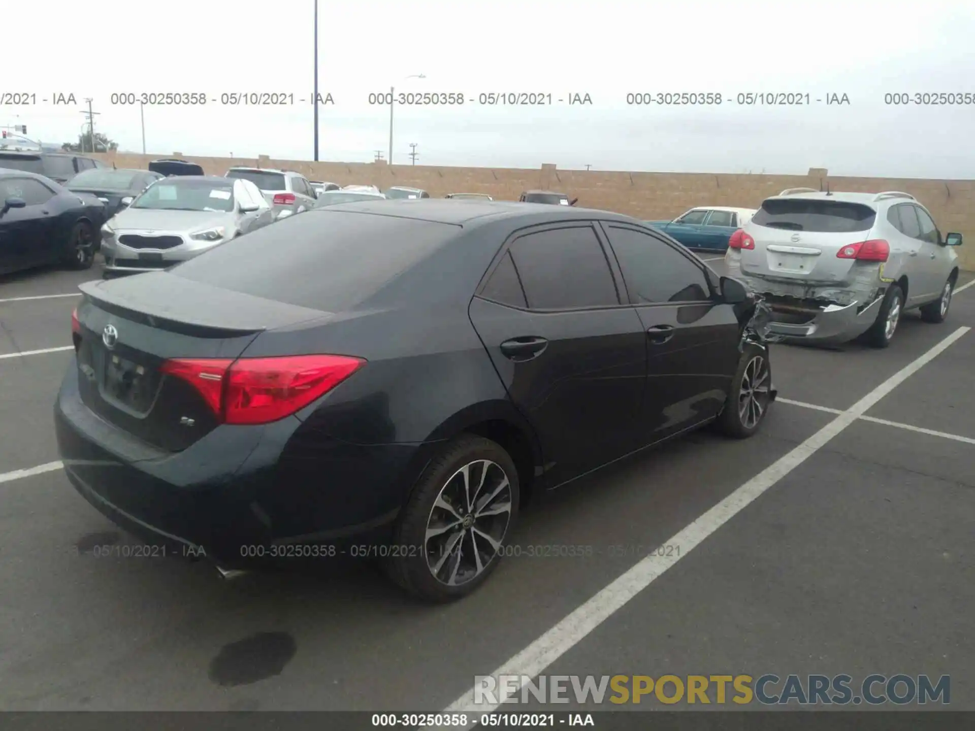 4 Photograph of a damaged car 5YFBURHE1KP934565 TOYOTA COROLLA 2019