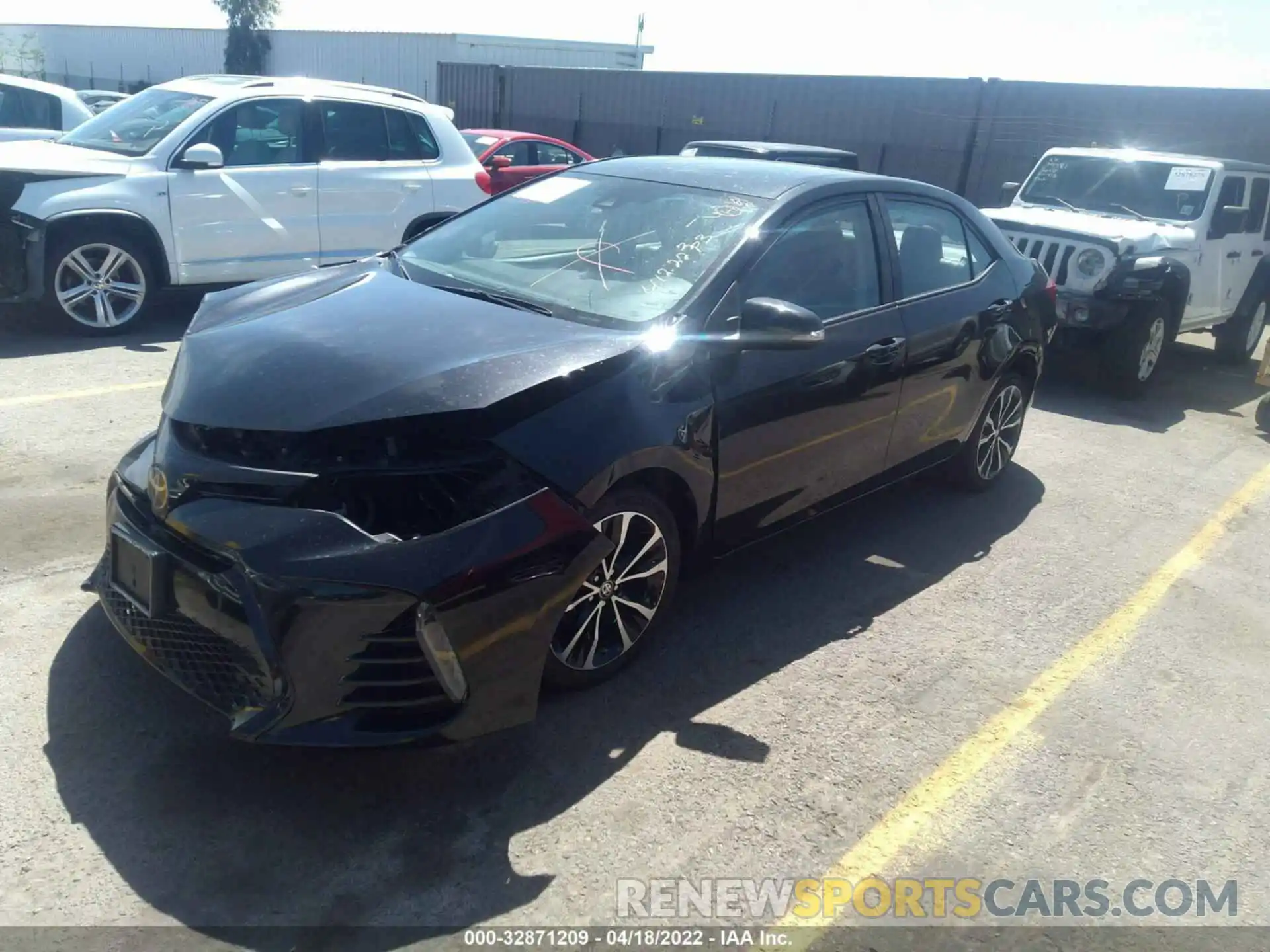 2 Photograph of a damaged car 5YFBURHE1KP934629 TOYOTA COROLLA 2019