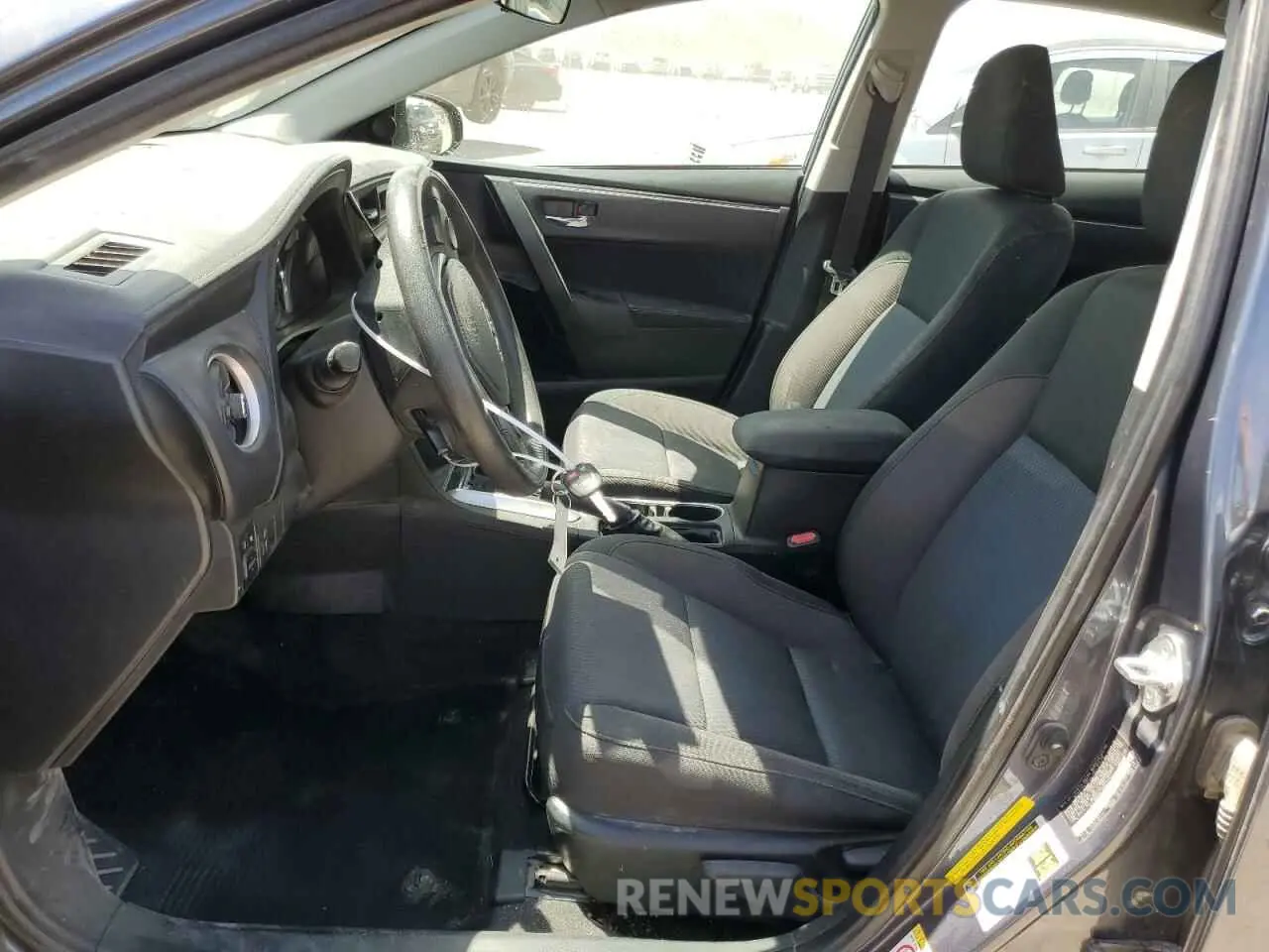 7 Photograph of a damaged car 5YFBURHE1KP937417 TOYOTA COROLLA 2019