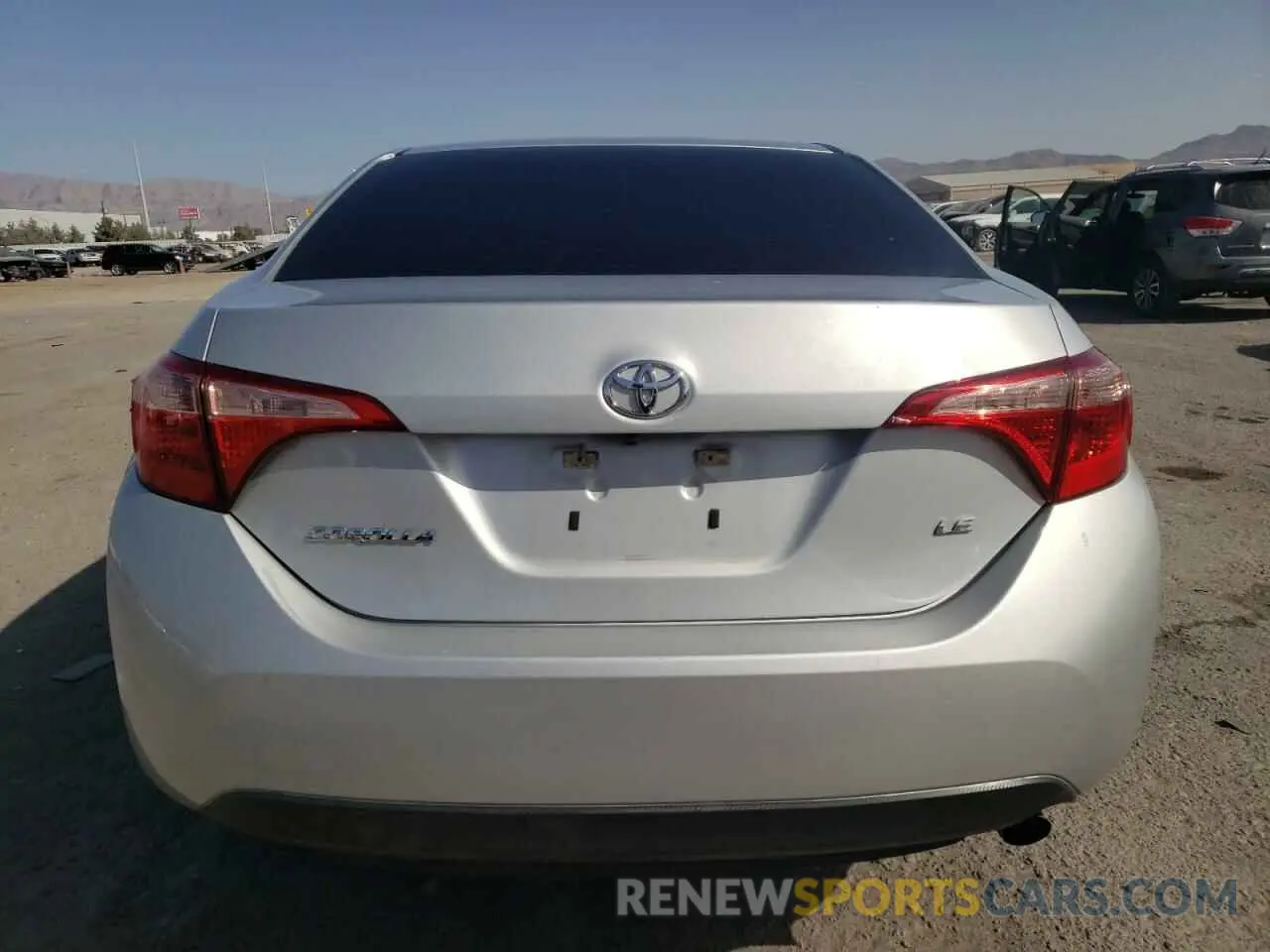 6 Photograph of a damaged car 5YFBURHE1KP938549 TOYOTA COROLLA 2019