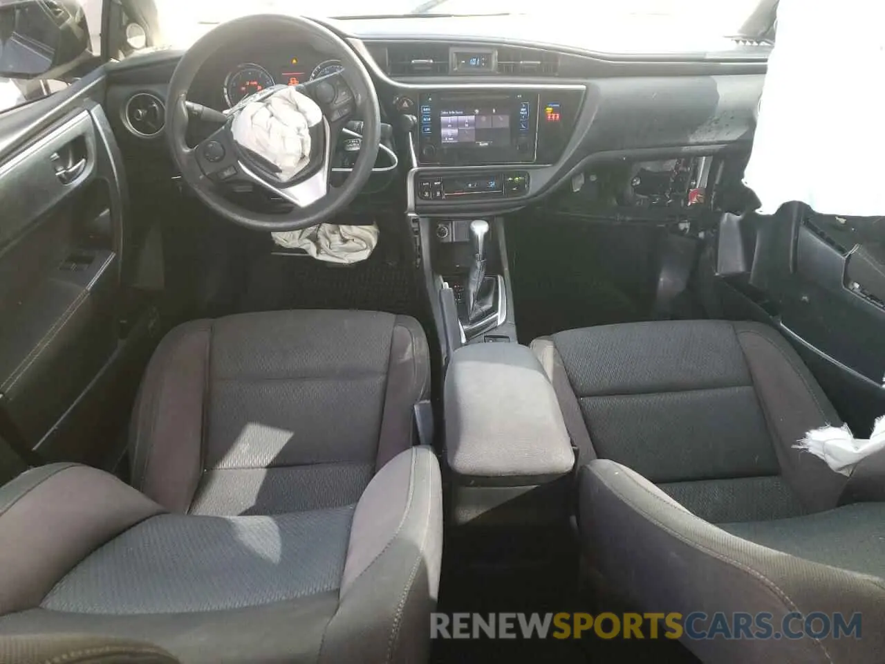 8 Photograph of a damaged car 5YFBURHE1KP938549 TOYOTA COROLLA 2019