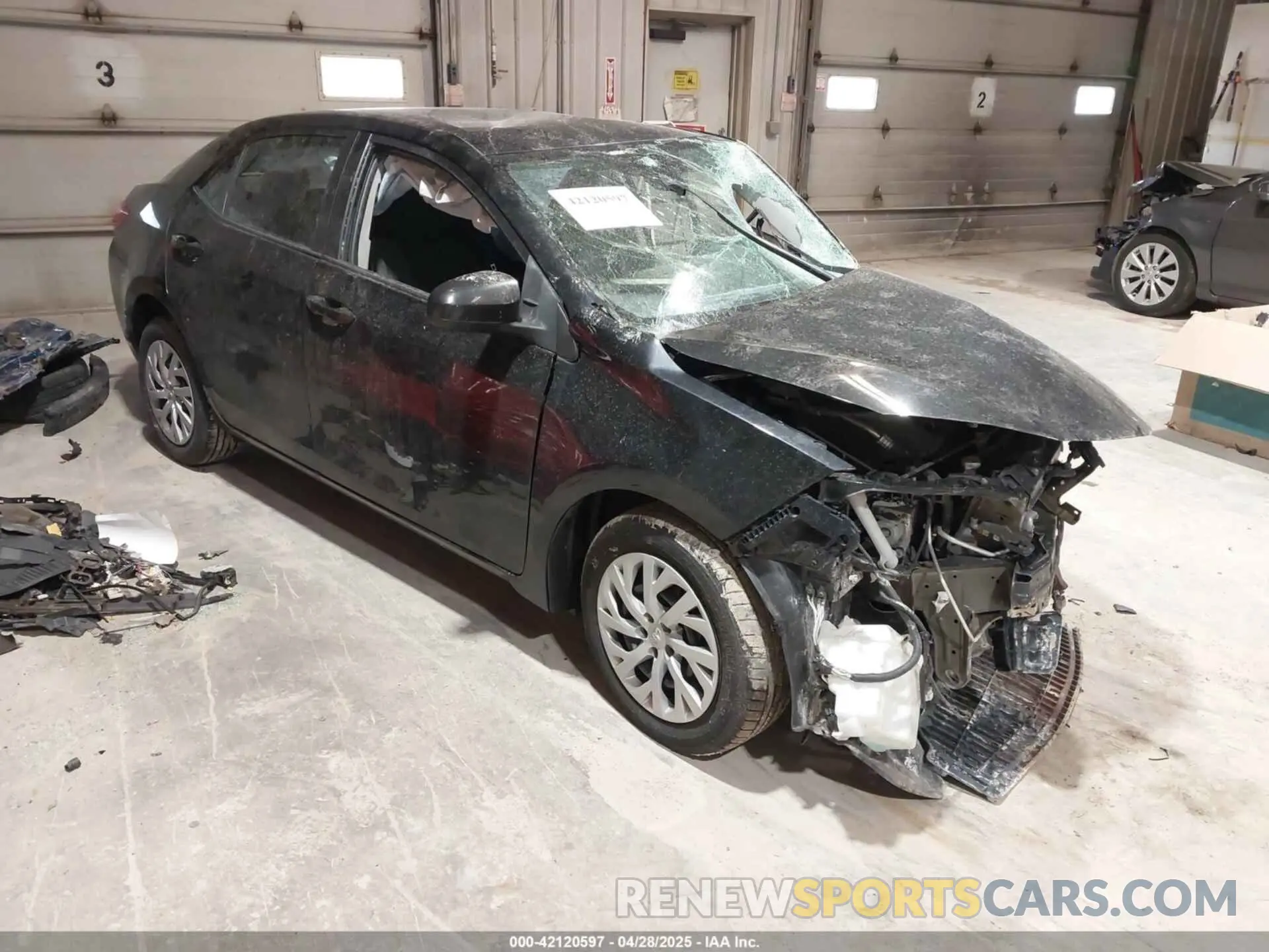 1 Photograph of a damaged car 5YFBURHE1KP940527 TOYOTA COROLLA 2019