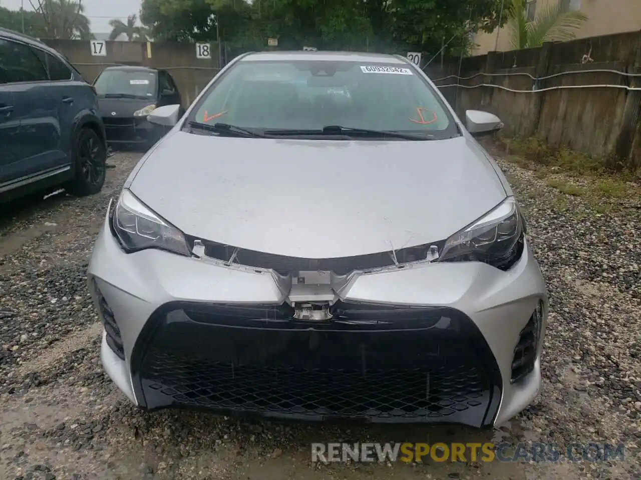 5 Photograph of a damaged car 5YFBURHE1KP940768 TOYOTA COROLLA 2019