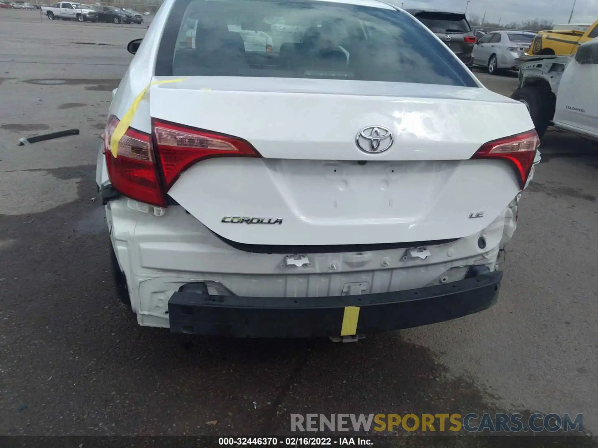 6 Photograph of a damaged car 5YFBURHE1KP940849 TOYOTA COROLLA 2019