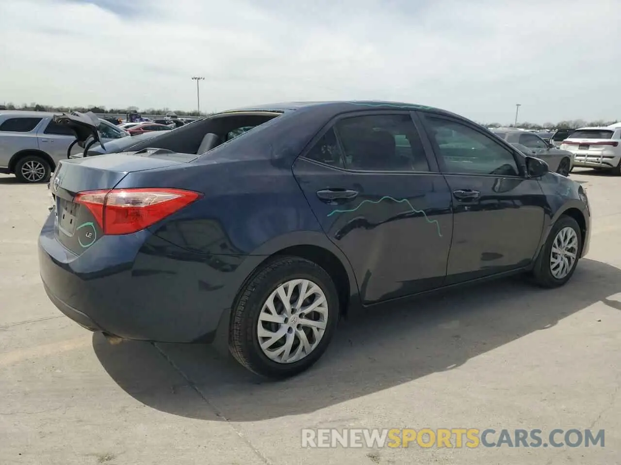 3 Photograph of a damaged car 5YFBURHE1KP942844 TOYOTA COROLLA 2019