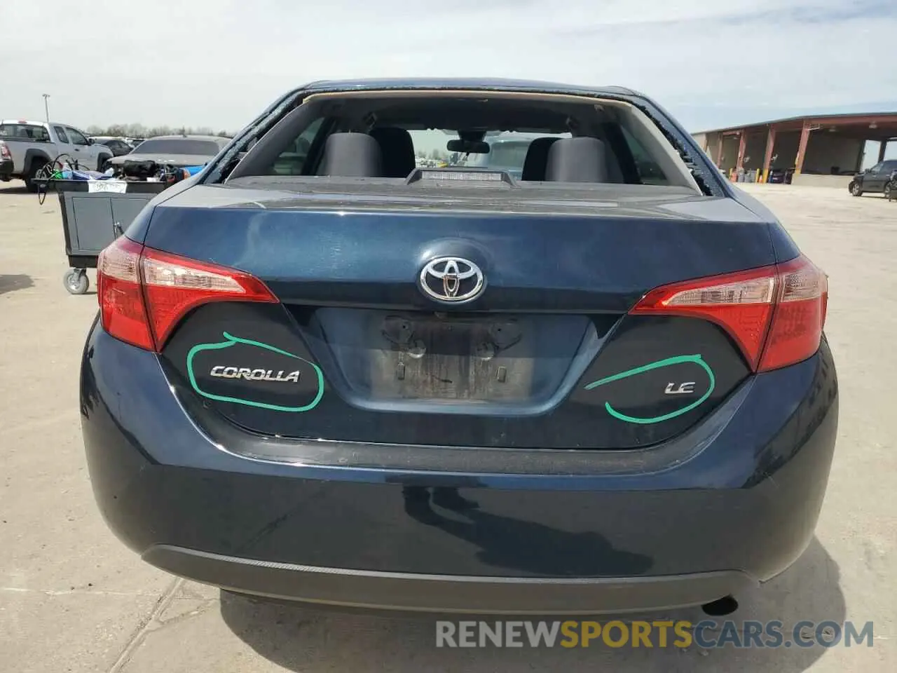 6 Photograph of a damaged car 5YFBURHE1KP942844 TOYOTA COROLLA 2019