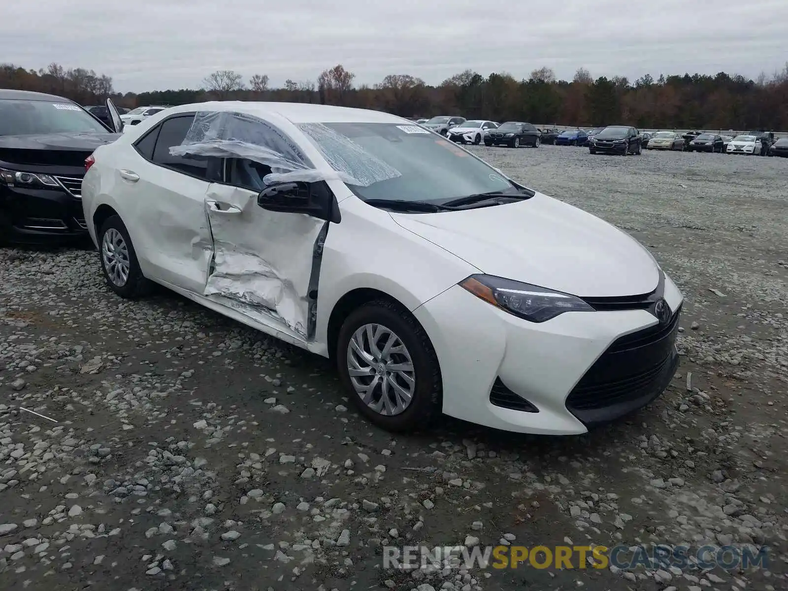 1 Photograph of a damaged car 5YFBURHE1KP943038 TOYOTA COROLLA 2019