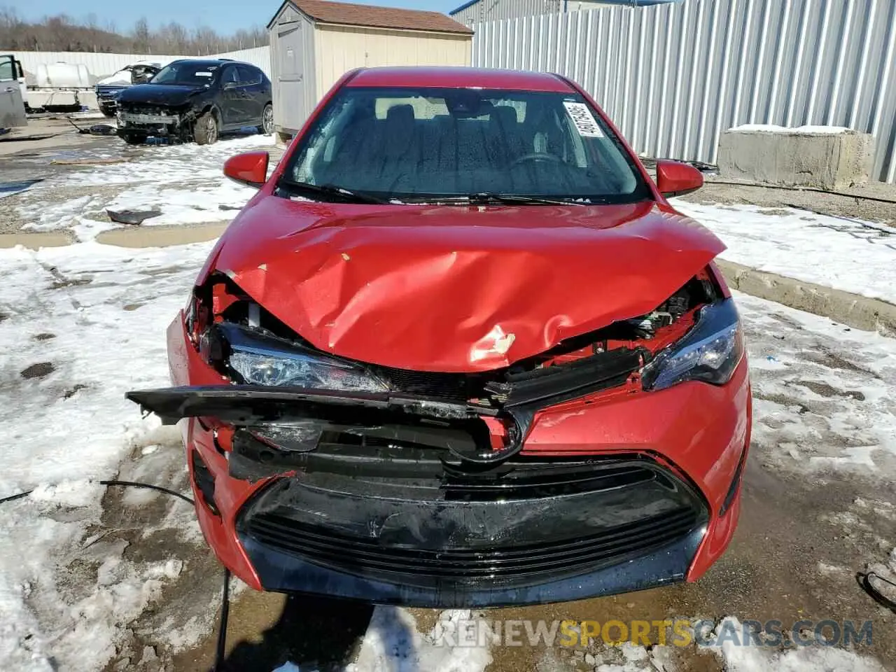 5 Photograph of a damaged car 5YFBURHE1KP943069 TOYOTA COROLLA 2019