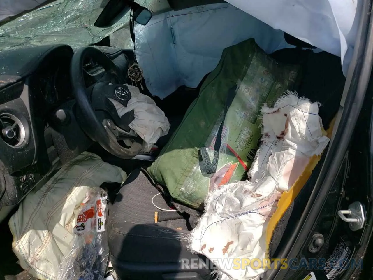 7 Photograph of a damaged car 5YFBURHE1KP944464 TOYOTA COROLLA 2019