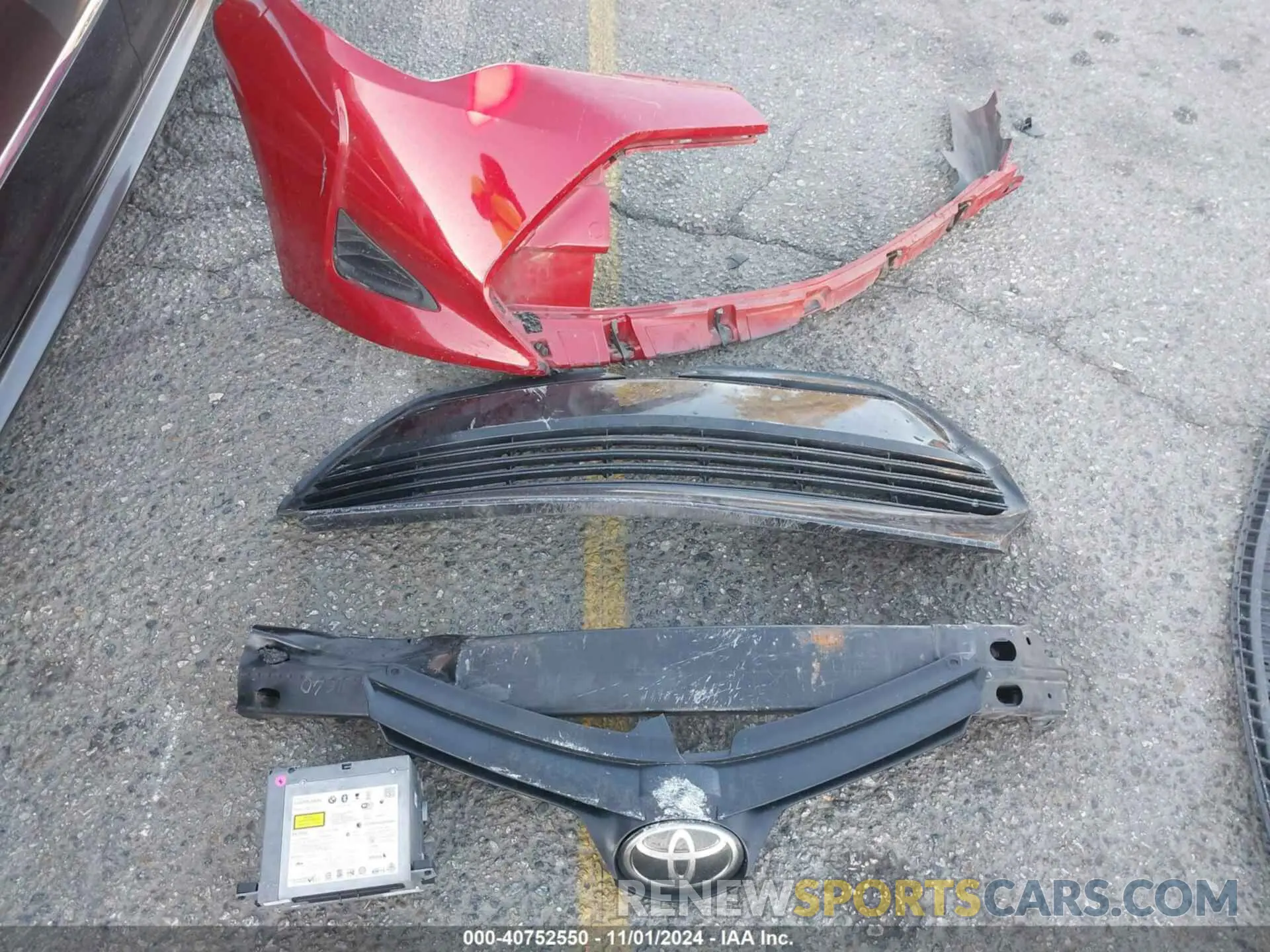 12 Photograph of a damaged car 5YFBURHE1KP946456 TOYOTA COROLLA 2019