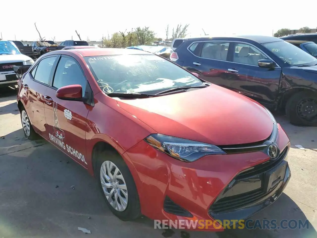 1 Photograph of a damaged car 5YFBURHE1KP946635 TOYOTA COROLLA 2019