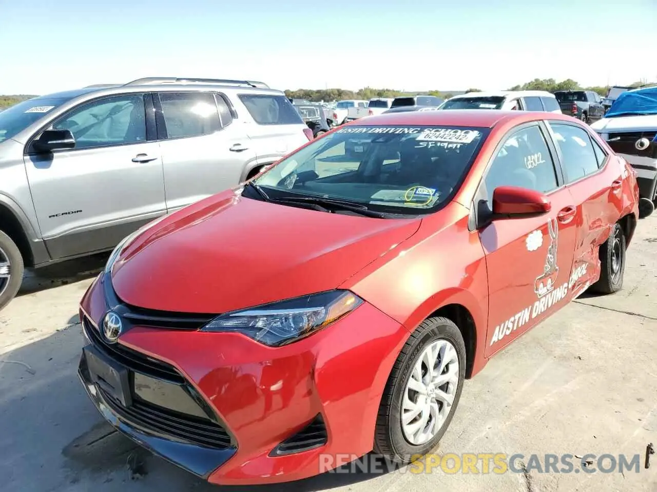 2 Photograph of a damaged car 5YFBURHE1KP946635 TOYOTA COROLLA 2019