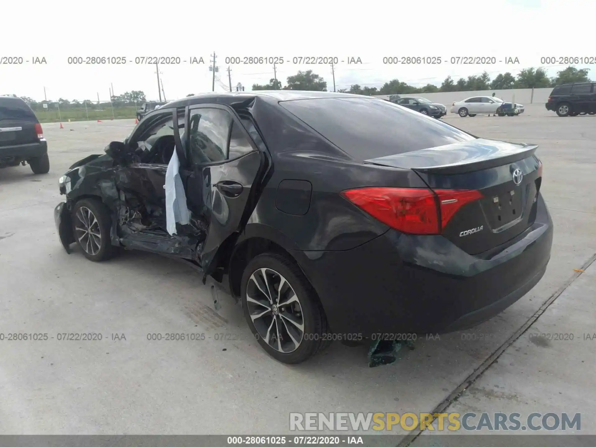 3 Photograph of a damaged car 5YFBURHE1KP946991 TOYOTA COROLLA 2019