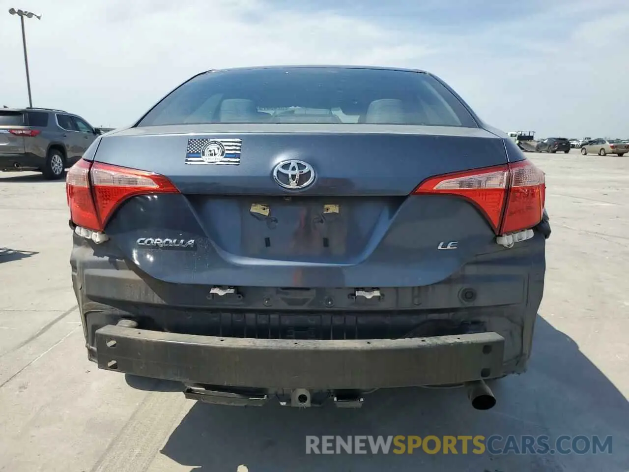 6 Photograph of a damaged car 5YFBURHE1KP949969 TOYOTA COROLLA 2019