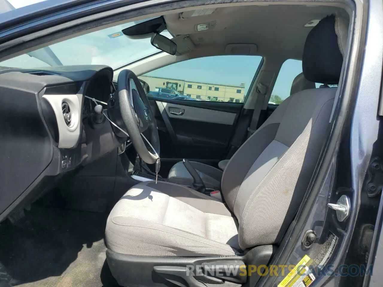 7 Photograph of a damaged car 5YFBURHE1KP949969 TOYOTA COROLLA 2019