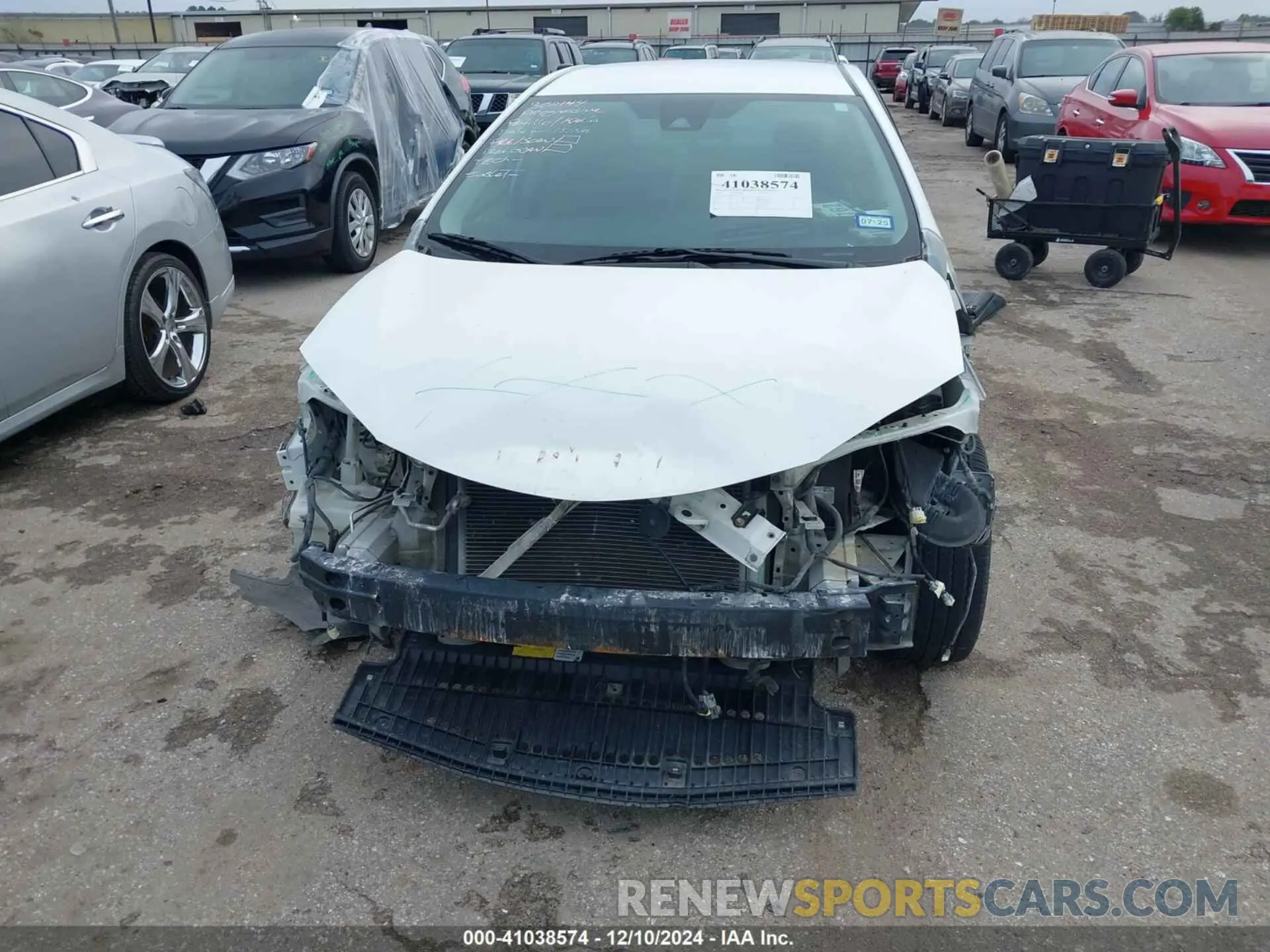 6 Photograph of a damaged car 5YFBURHE2KP857673 TOYOTA COROLLA 2019