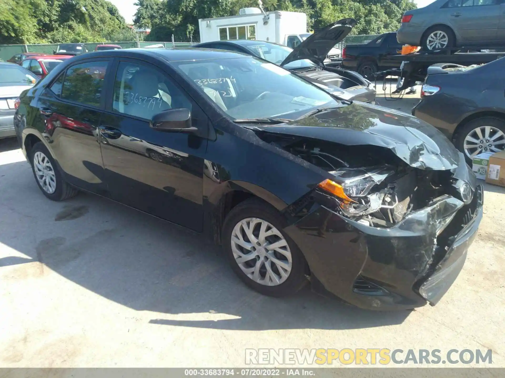 1 Photograph of a damaged car 5YFBURHE2KP858113 TOYOTA COROLLA 2019