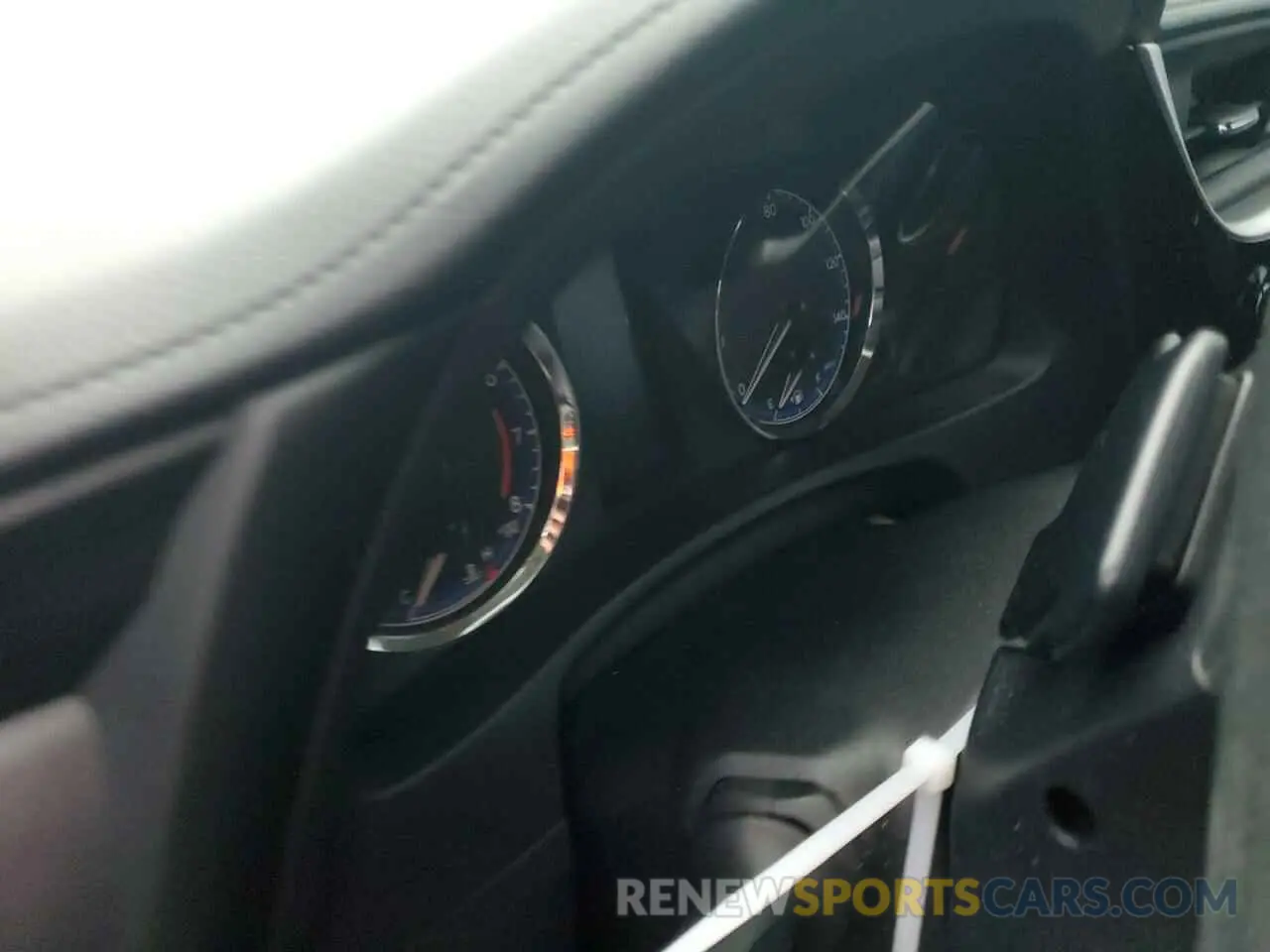 9 Photograph of a damaged car 5YFBURHE2KP863473 TOYOTA COROLLA 2019