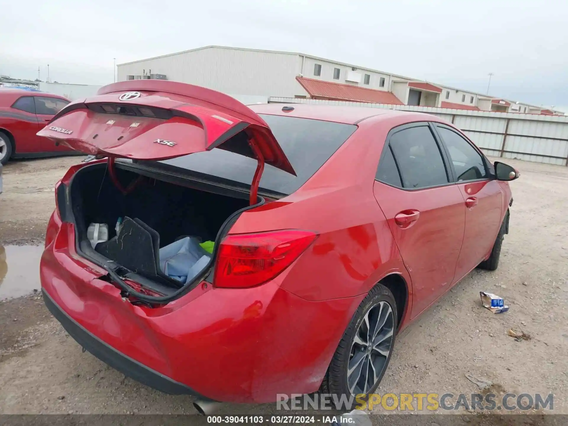 4 Photograph of a damaged car 5YFBURHE2KP869712 TOYOTA COROLLA 2019