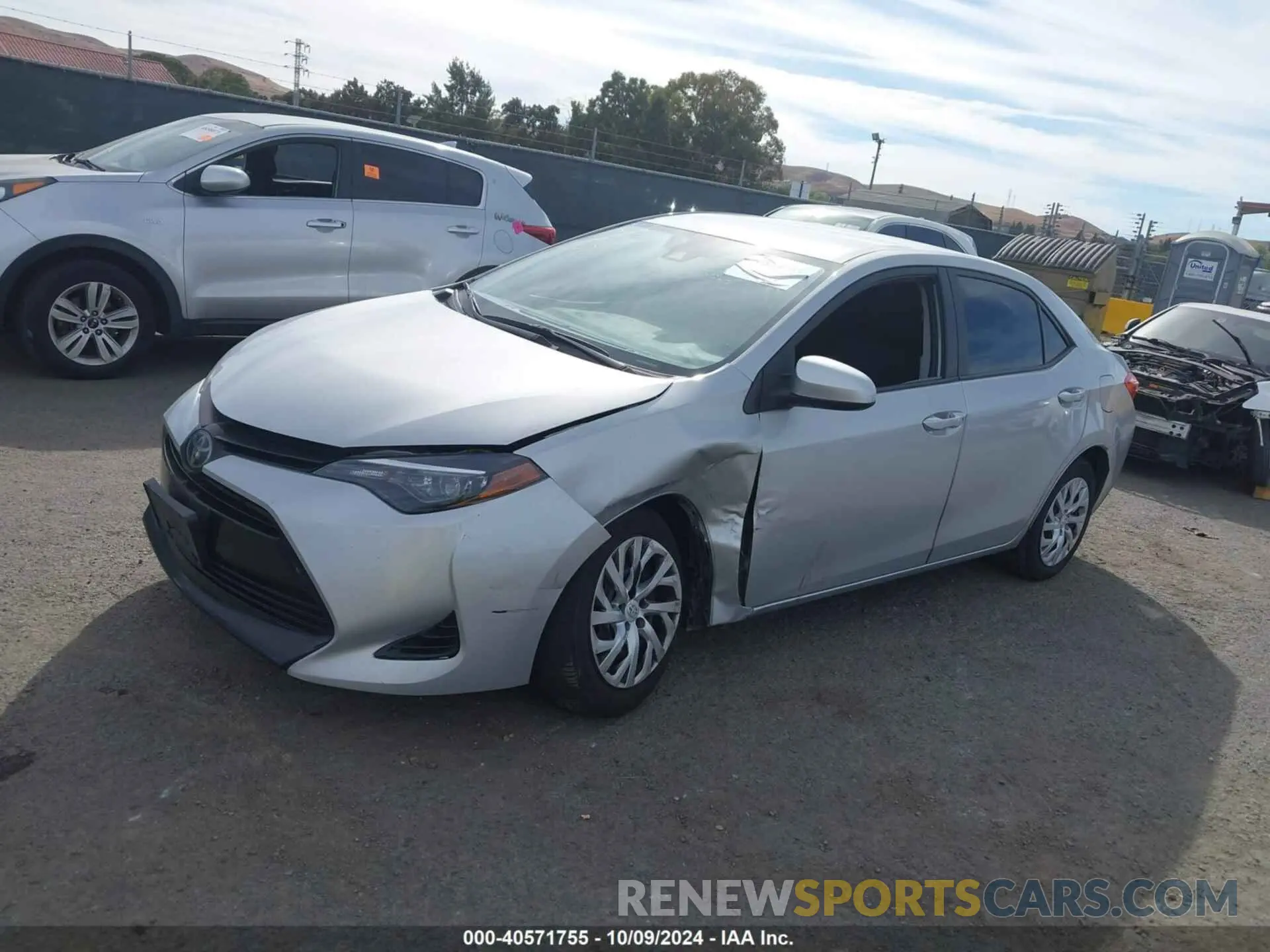 2 Photograph of a damaged car 5YFBURHE2KP869824 TOYOTA COROLLA 2019