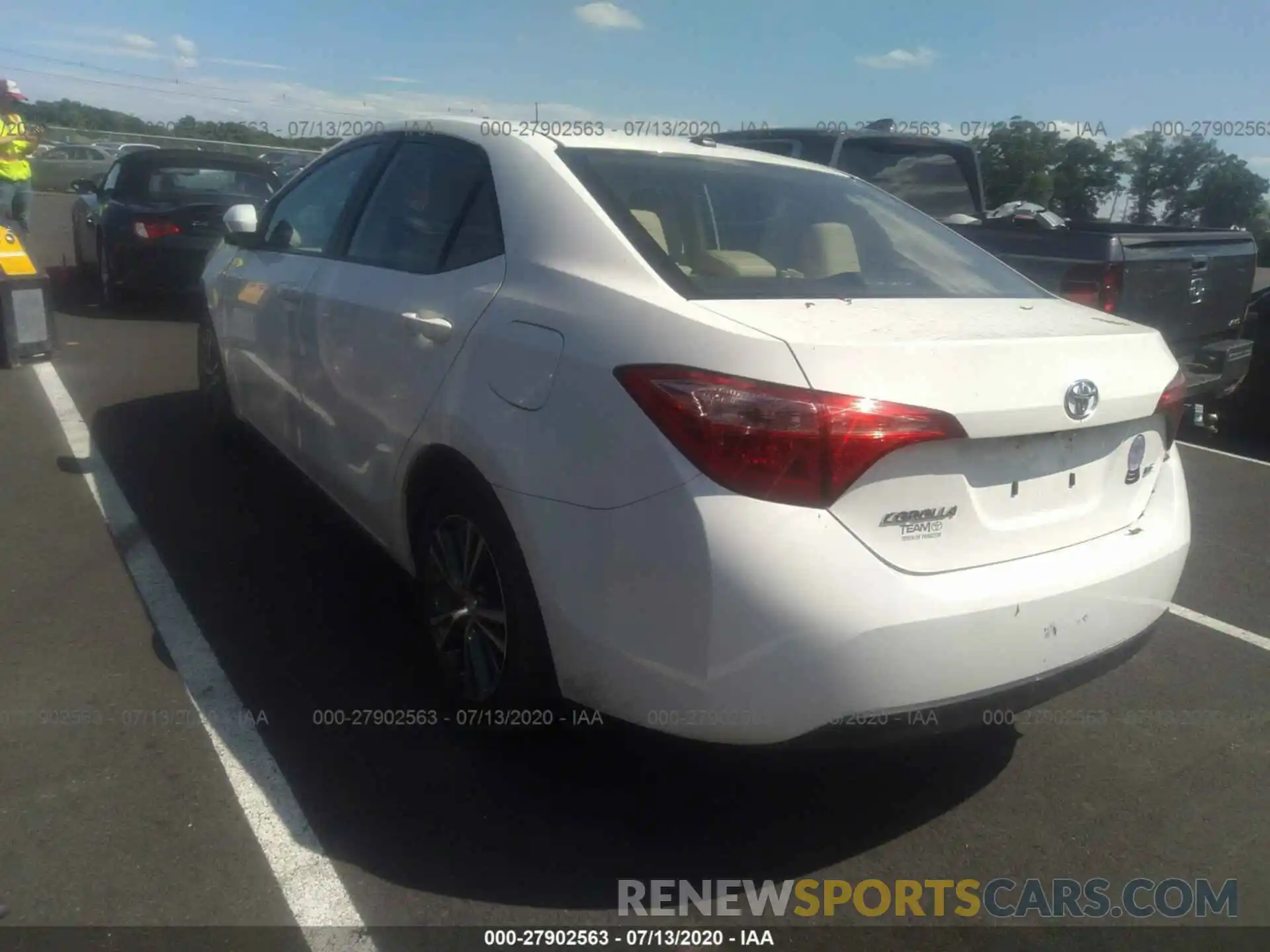 3 Photograph of a damaged car 5YFBURHE2KP870018 TOYOTA COROLLA 2019