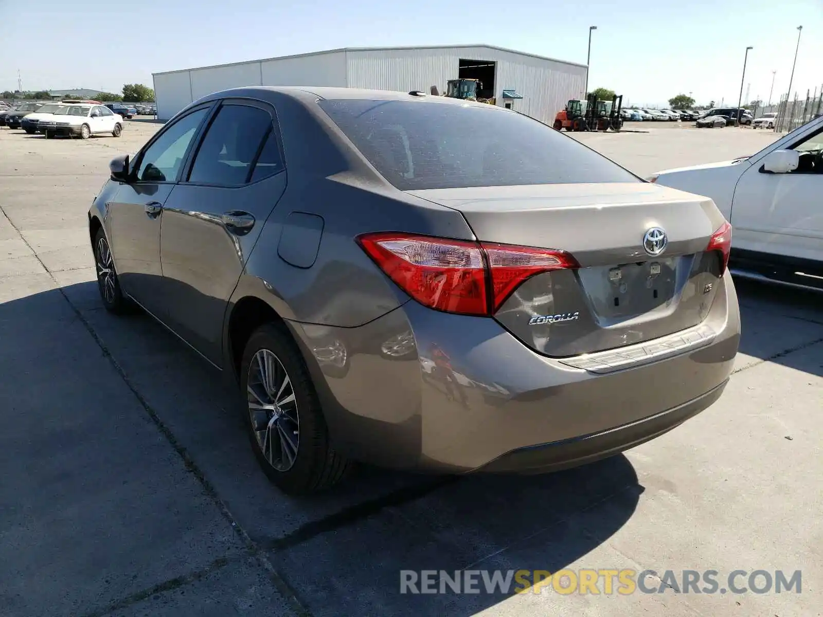 3 Photograph of a damaged car 5YFBURHE2KP870617 TOYOTA COROLLA 2019