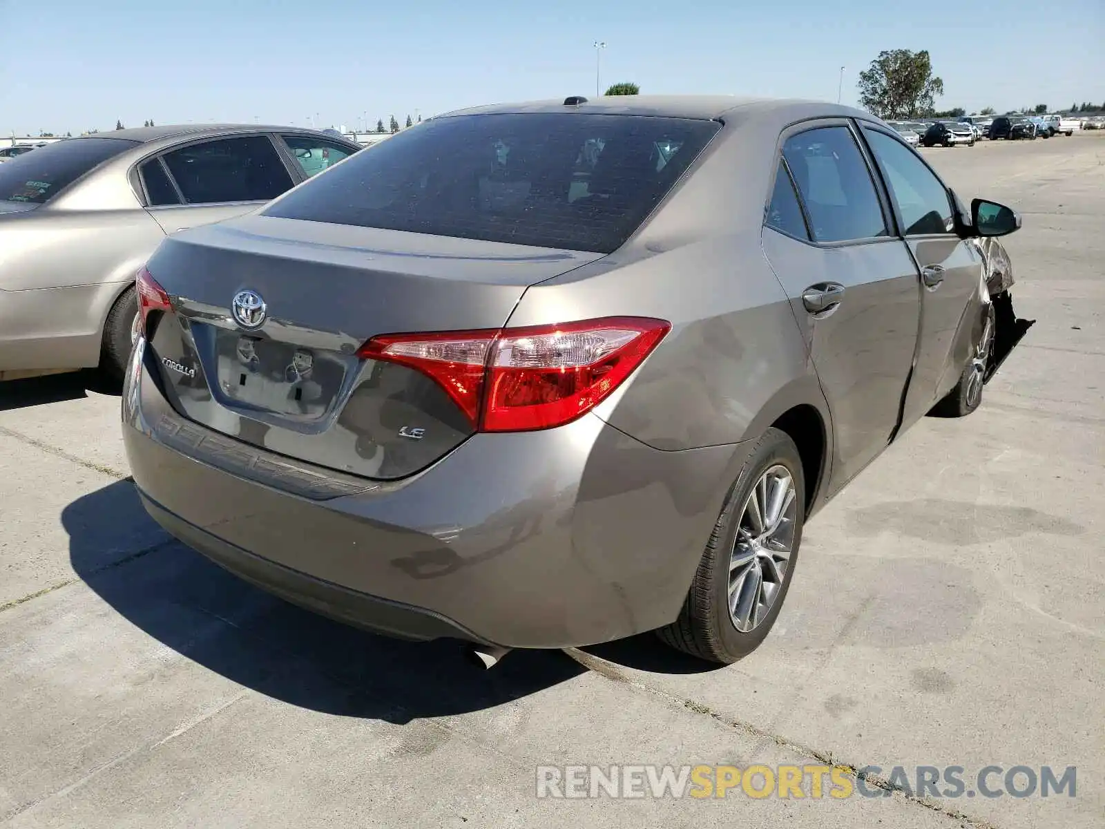 4 Photograph of a damaged car 5YFBURHE2KP870617 TOYOTA COROLLA 2019