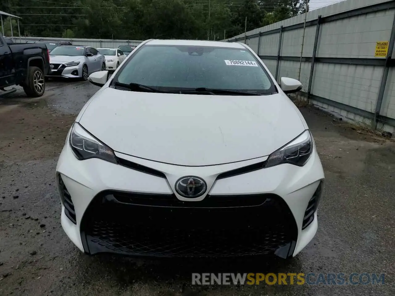 5 Photograph of a damaged car 5YFBURHE2KP873663 TOYOTA COROLLA 2019