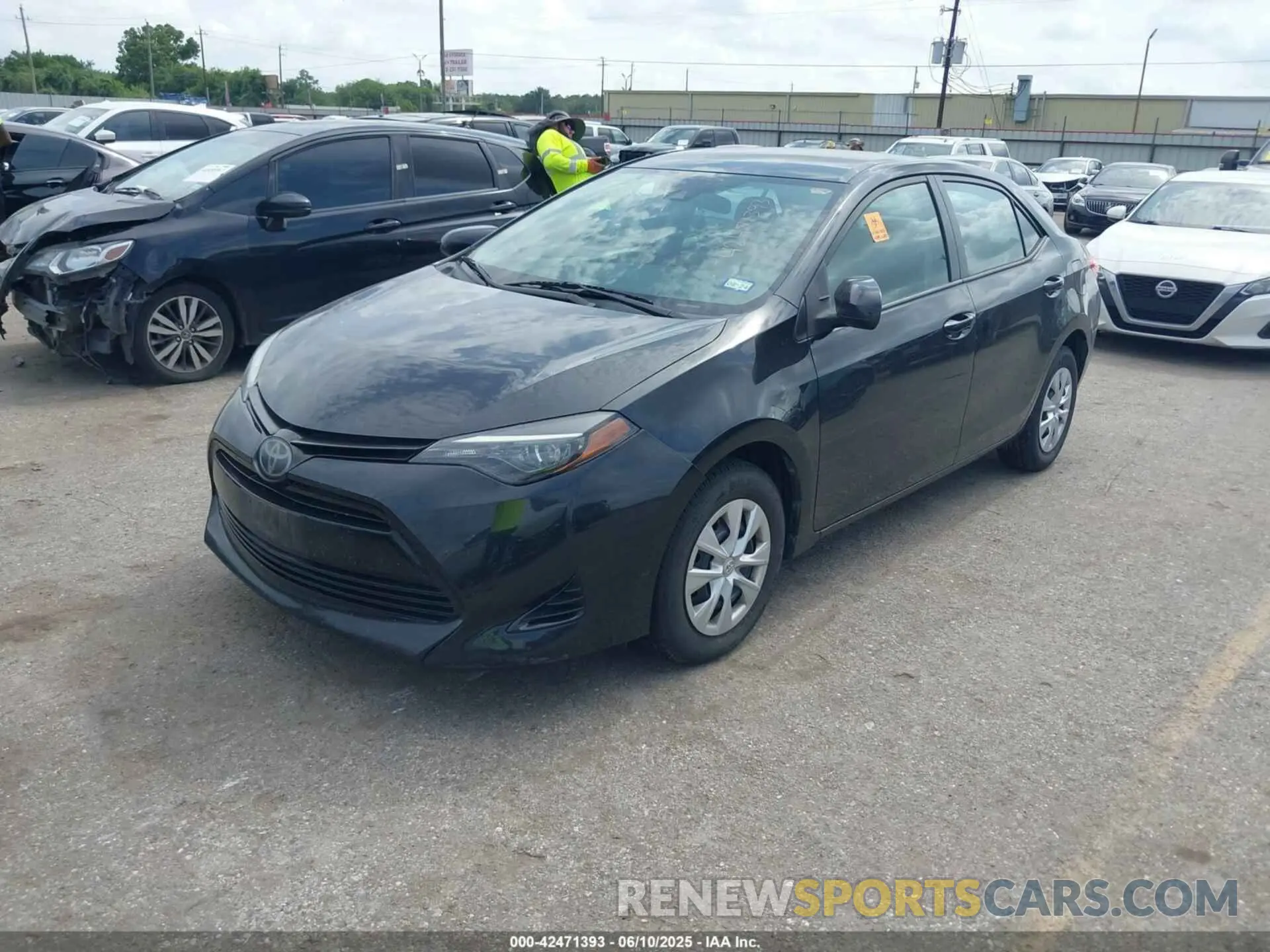 2 Photograph of a damaged car 5YFBURHE2KP875929 TOYOTA COROLLA 2019