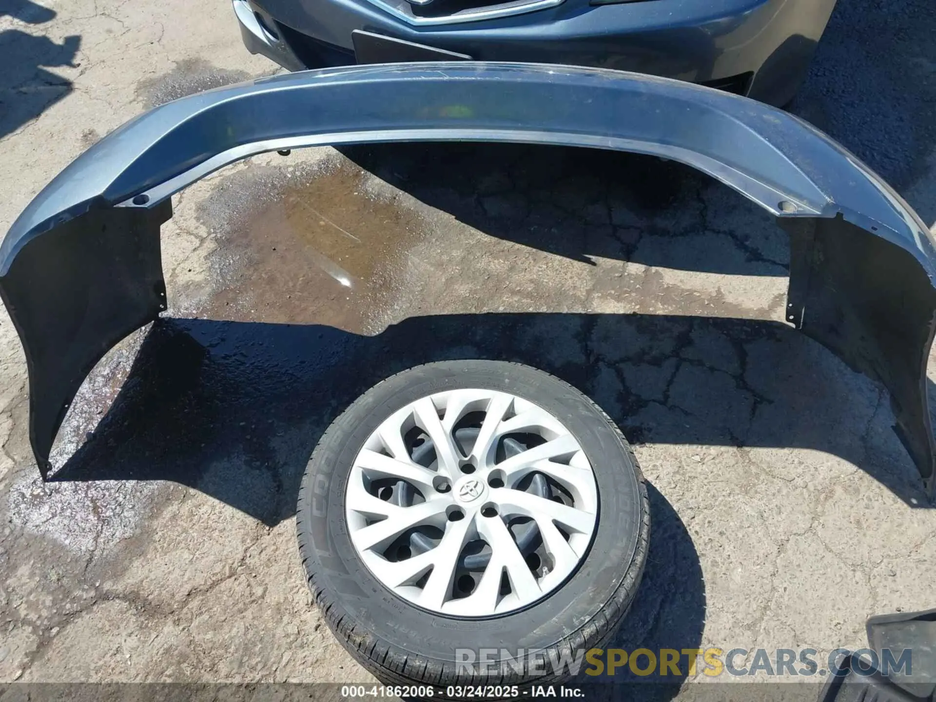 12 Photograph of a damaged car 5YFBURHE2KP877728 TOYOTA COROLLA 2019