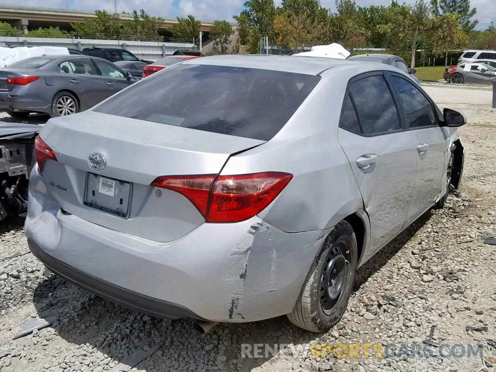 4 Photograph of a damaged car 5YFBURHE2KP878359 TOYOTA COROLLA 2019