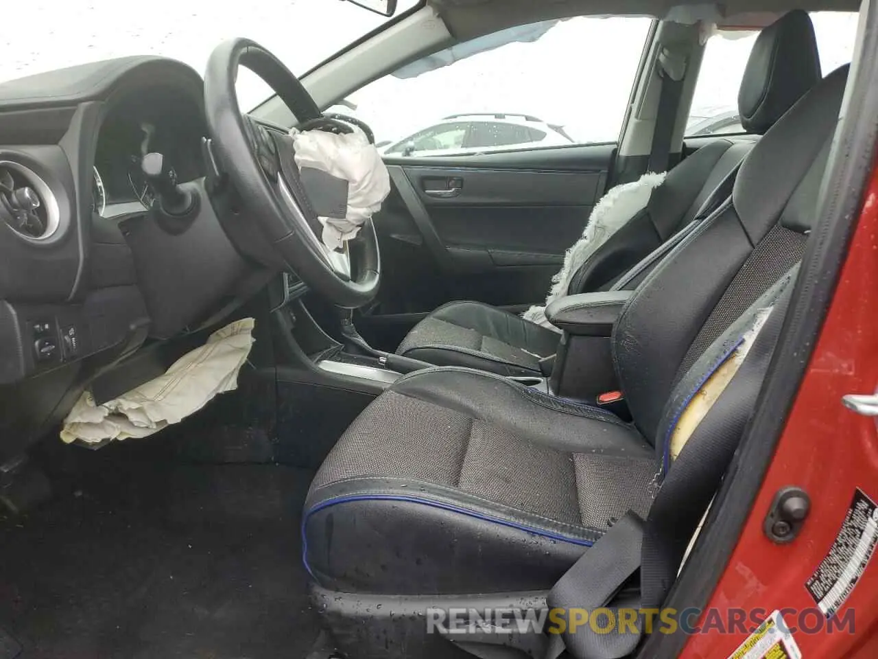 7 Photograph of a damaged car 5YFBURHE2KP882606 TOYOTA COROLLA 2019