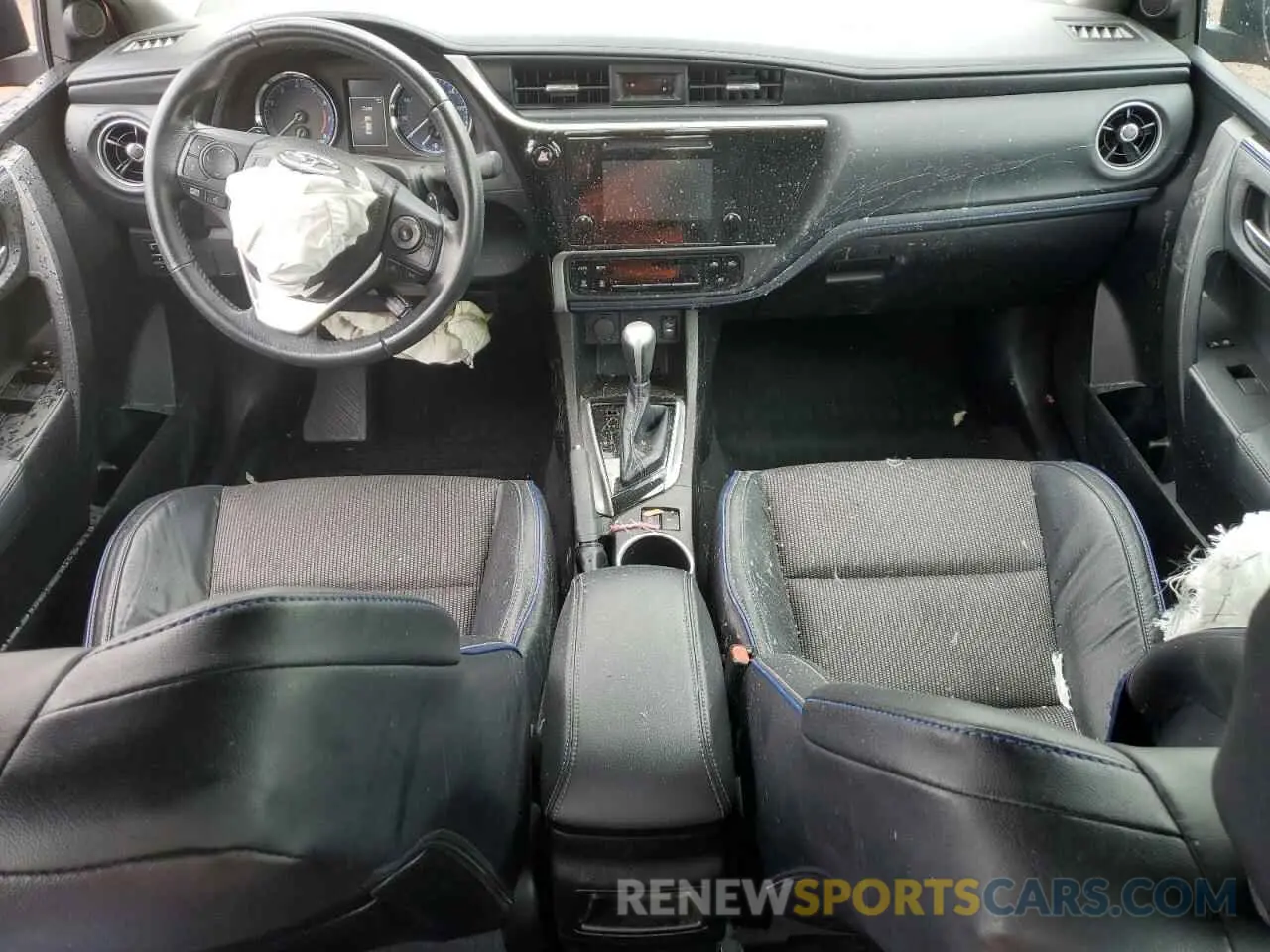 8 Photograph of a damaged car 5YFBURHE2KP882606 TOYOTA COROLLA 2019