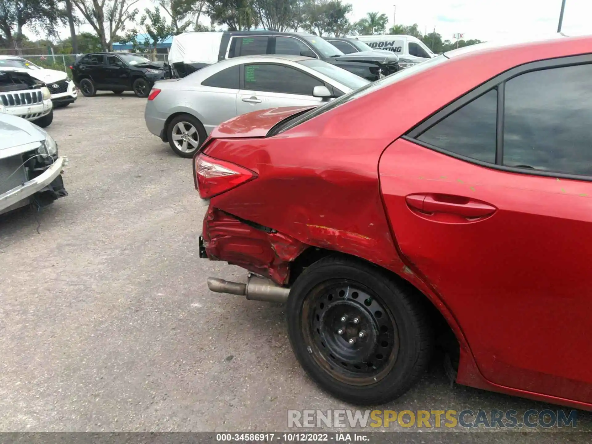 6 Photograph of a damaged car 5YFBURHE2KP883349 TOYOTA COROLLA 2019