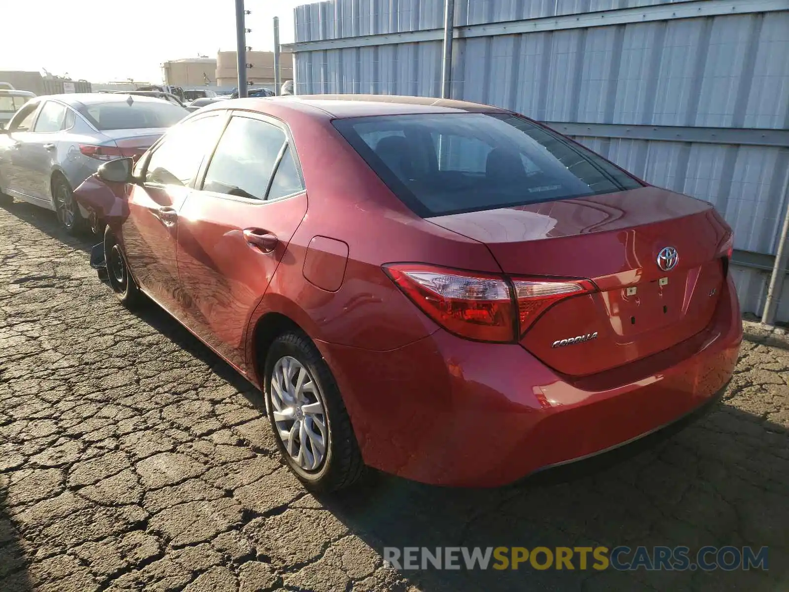 3 Photograph of a damaged car 5YFBURHE2KP885344 TOYOTA COROLLA 2019