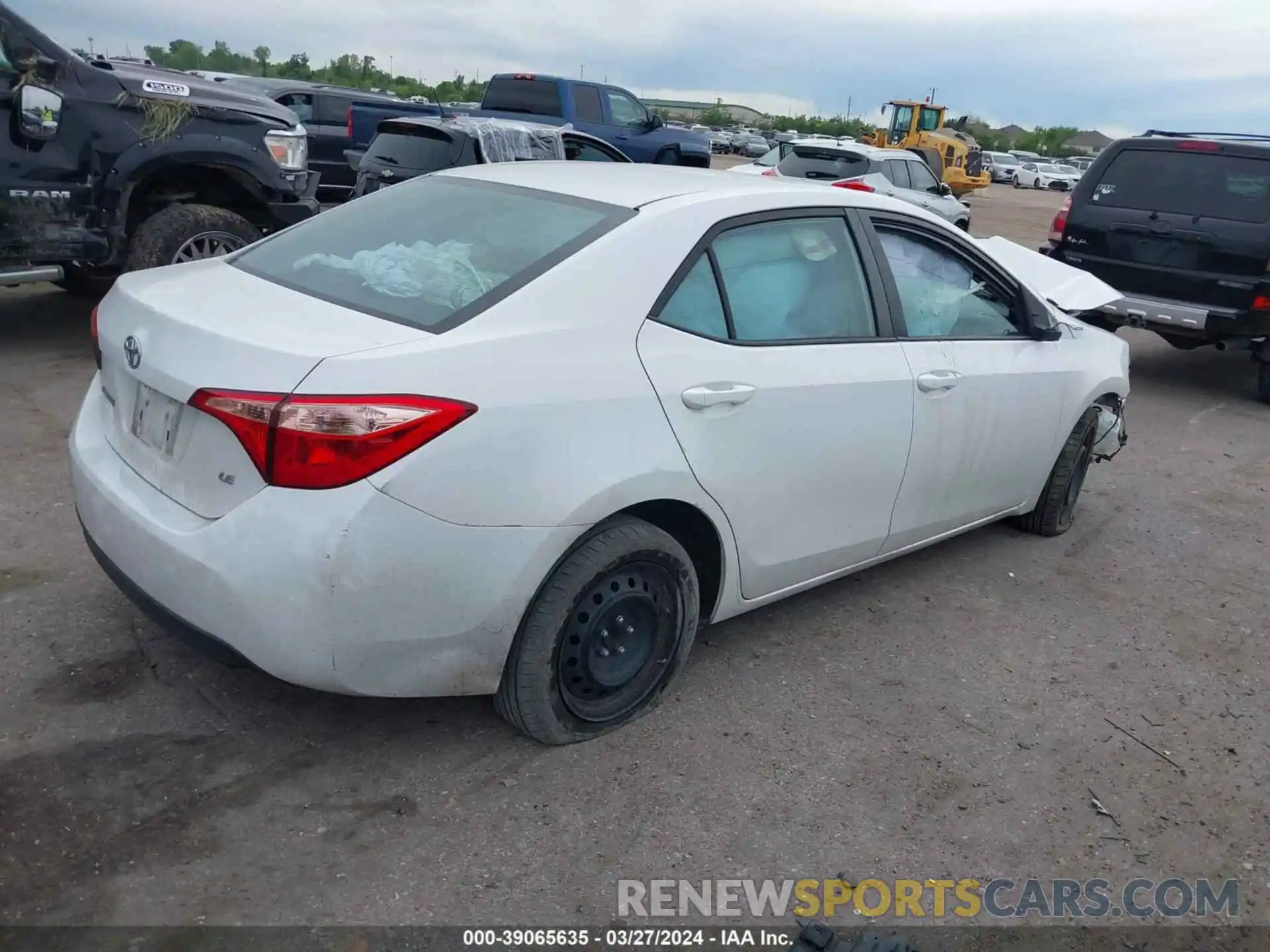 4 Photograph of a damaged car 5YFBURHE2KP886798 TOYOTA COROLLA 2019