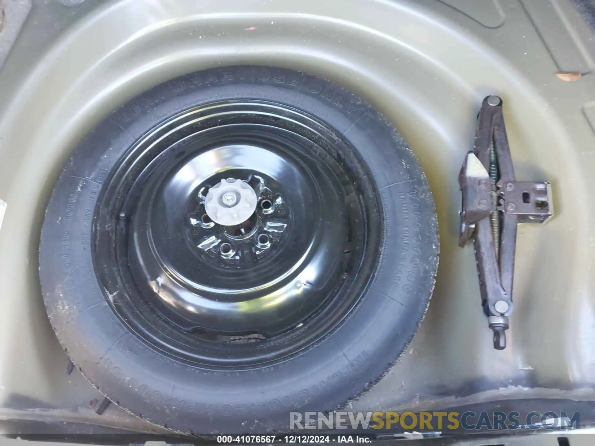 12 Photograph of a damaged car 5YFBURHE2KP892617 TOYOTA COROLLA 2019