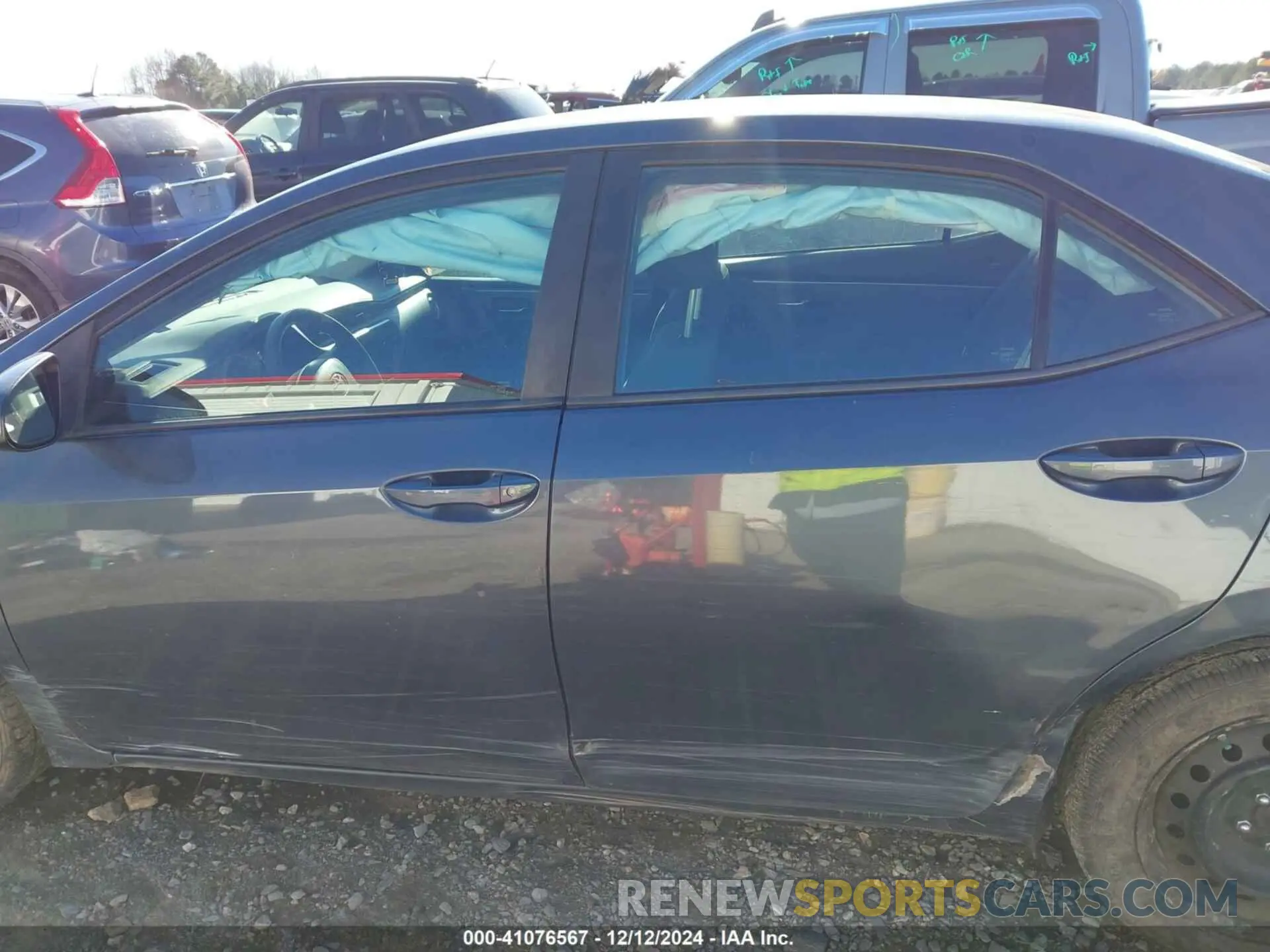 15 Photograph of a damaged car 5YFBURHE2KP892617 TOYOTA COROLLA 2019