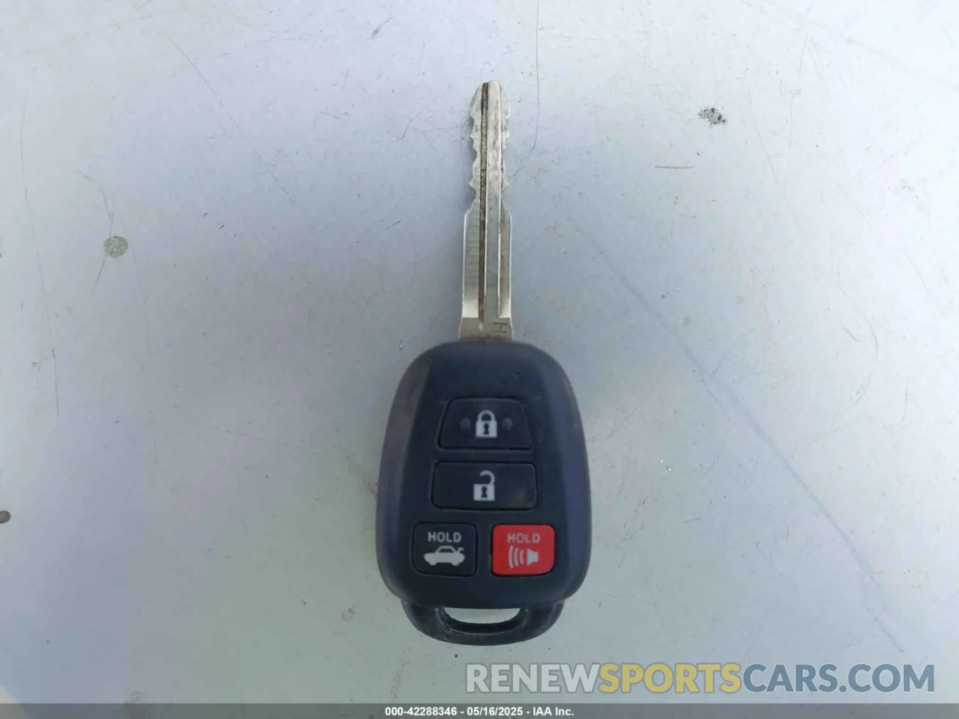 11 Photograph of a damaged car 5YFBURHE2KP894528 TOYOTA COROLLA 2019