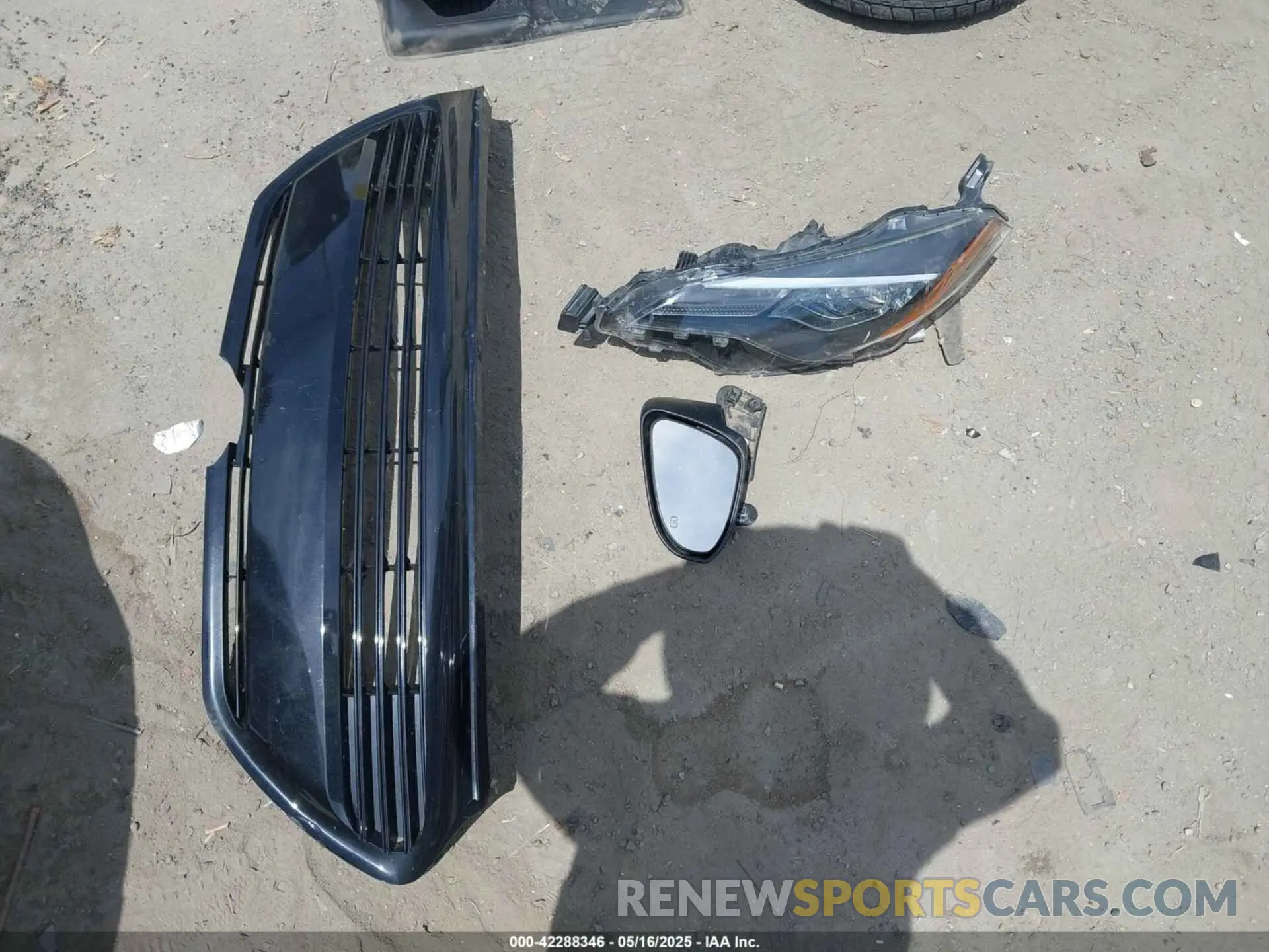 12 Photograph of a damaged car 5YFBURHE2KP894528 TOYOTA COROLLA 2019