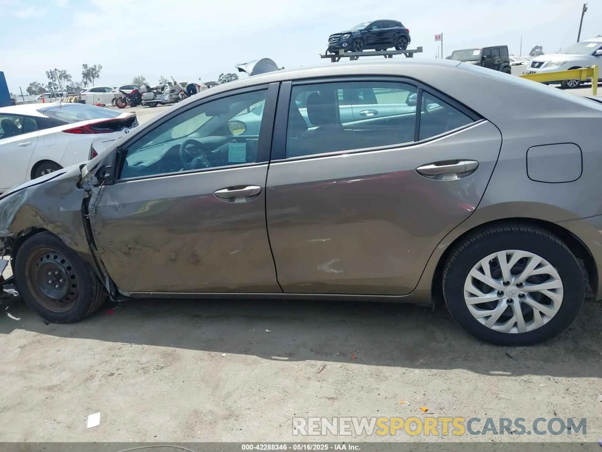 15 Photograph of a damaged car 5YFBURHE2KP894528 TOYOTA COROLLA 2019