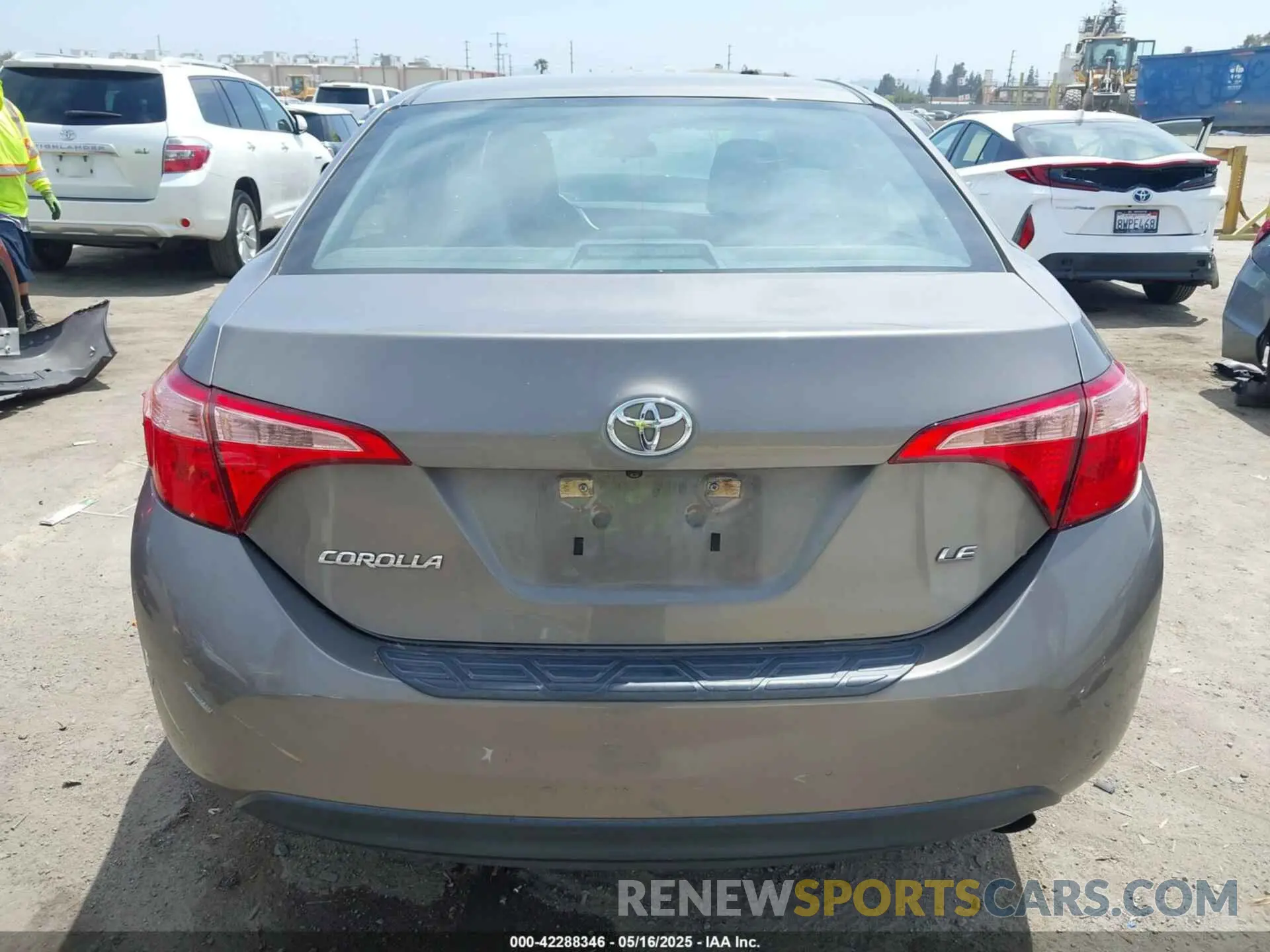 17 Photograph of a damaged car 5YFBURHE2KP894528 TOYOTA COROLLA 2019