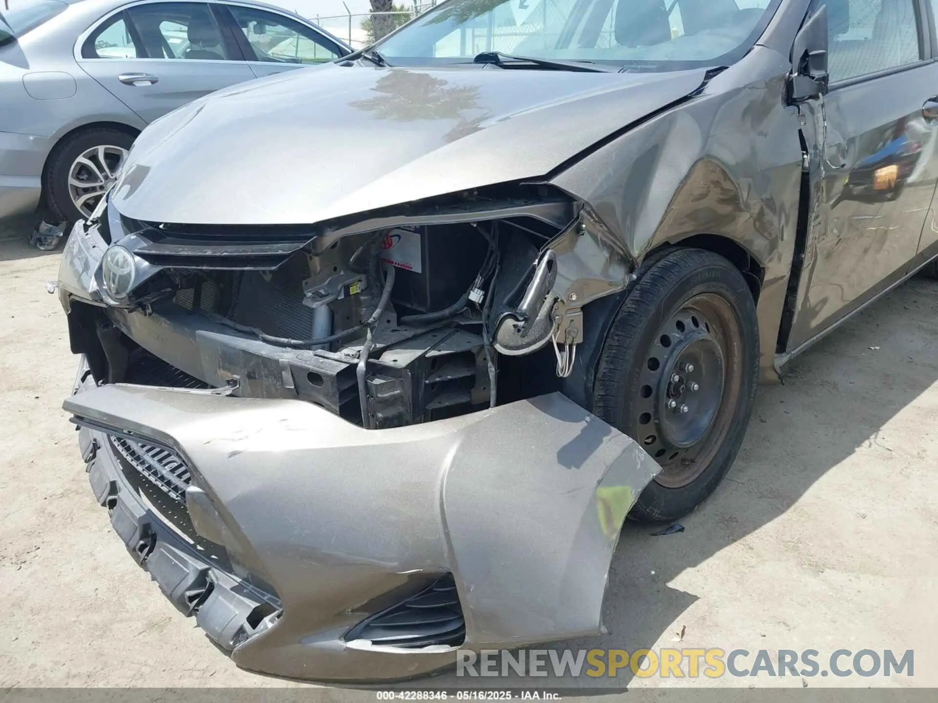 19 Photograph of a damaged car 5YFBURHE2KP894528 TOYOTA COROLLA 2019