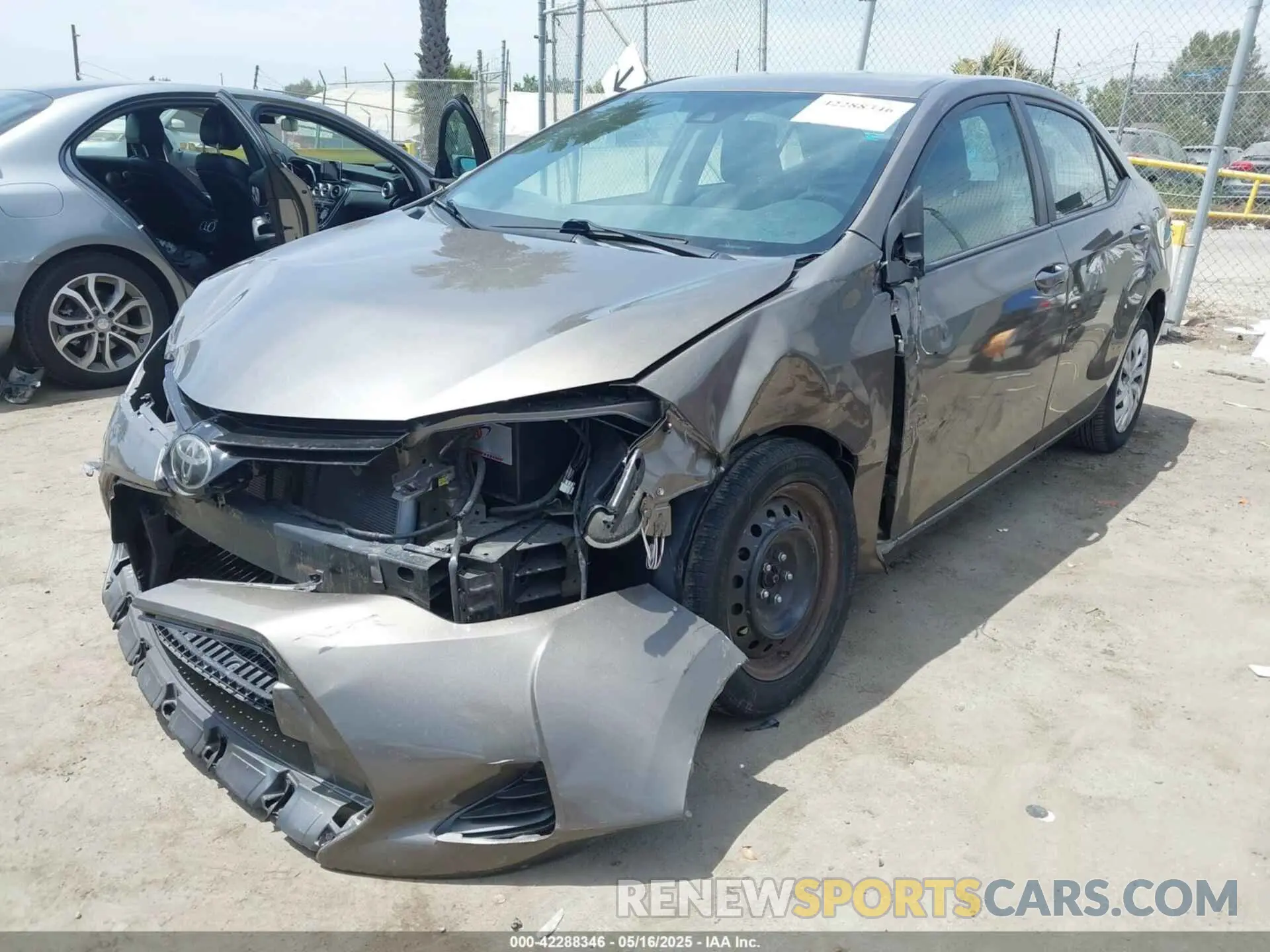 2 Photograph of a damaged car 5YFBURHE2KP894528 TOYOTA COROLLA 2019