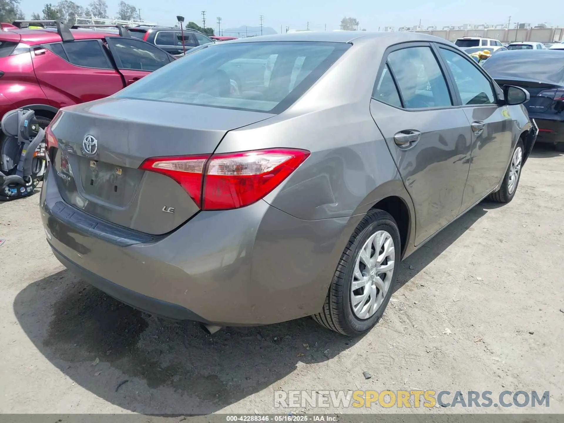 4 Photograph of a damaged car 5YFBURHE2KP894528 TOYOTA COROLLA 2019