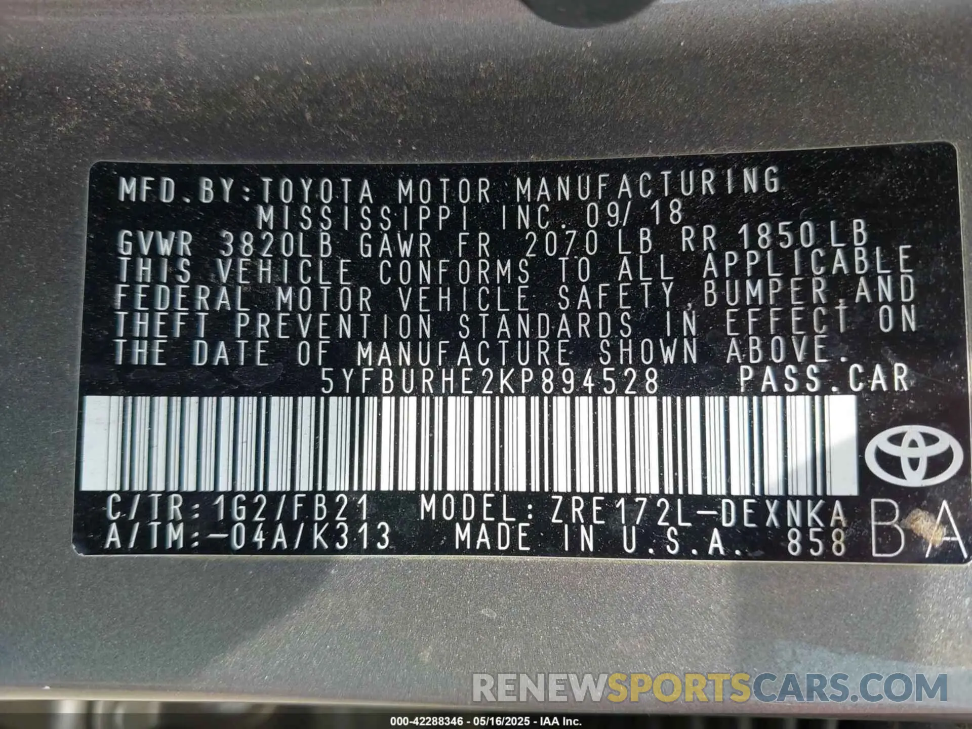 9 Photograph of a damaged car 5YFBURHE2KP894528 TOYOTA COROLLA 2019